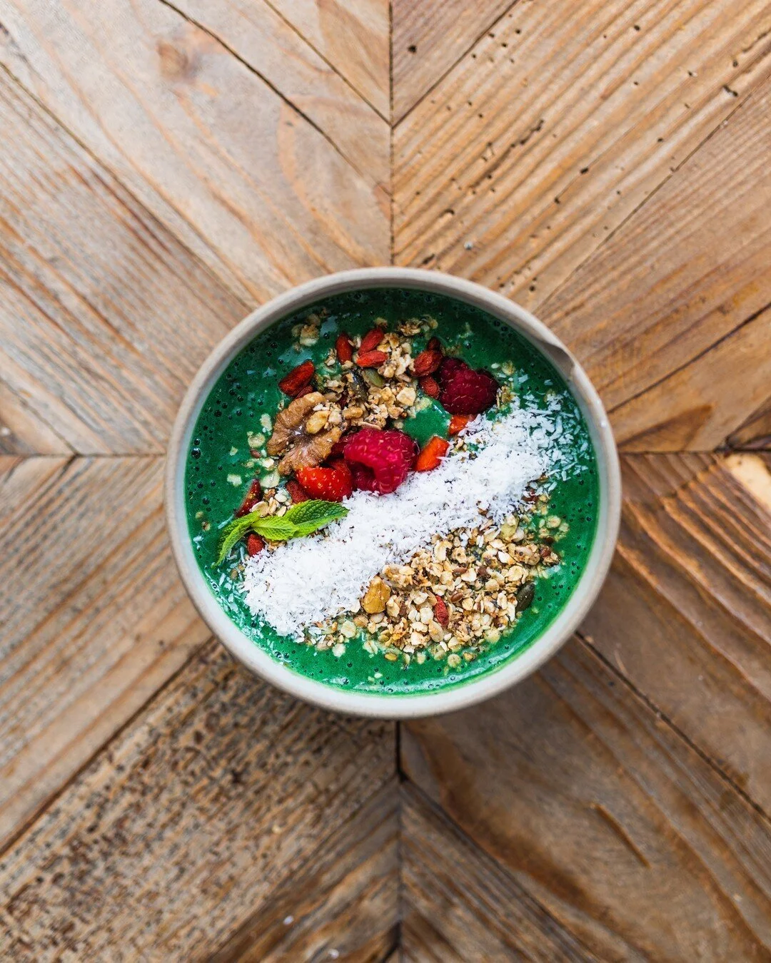 Sip the power of greens with our refreshing Super Green Smoothie. Fuel your day the healthy way! 🌱💪