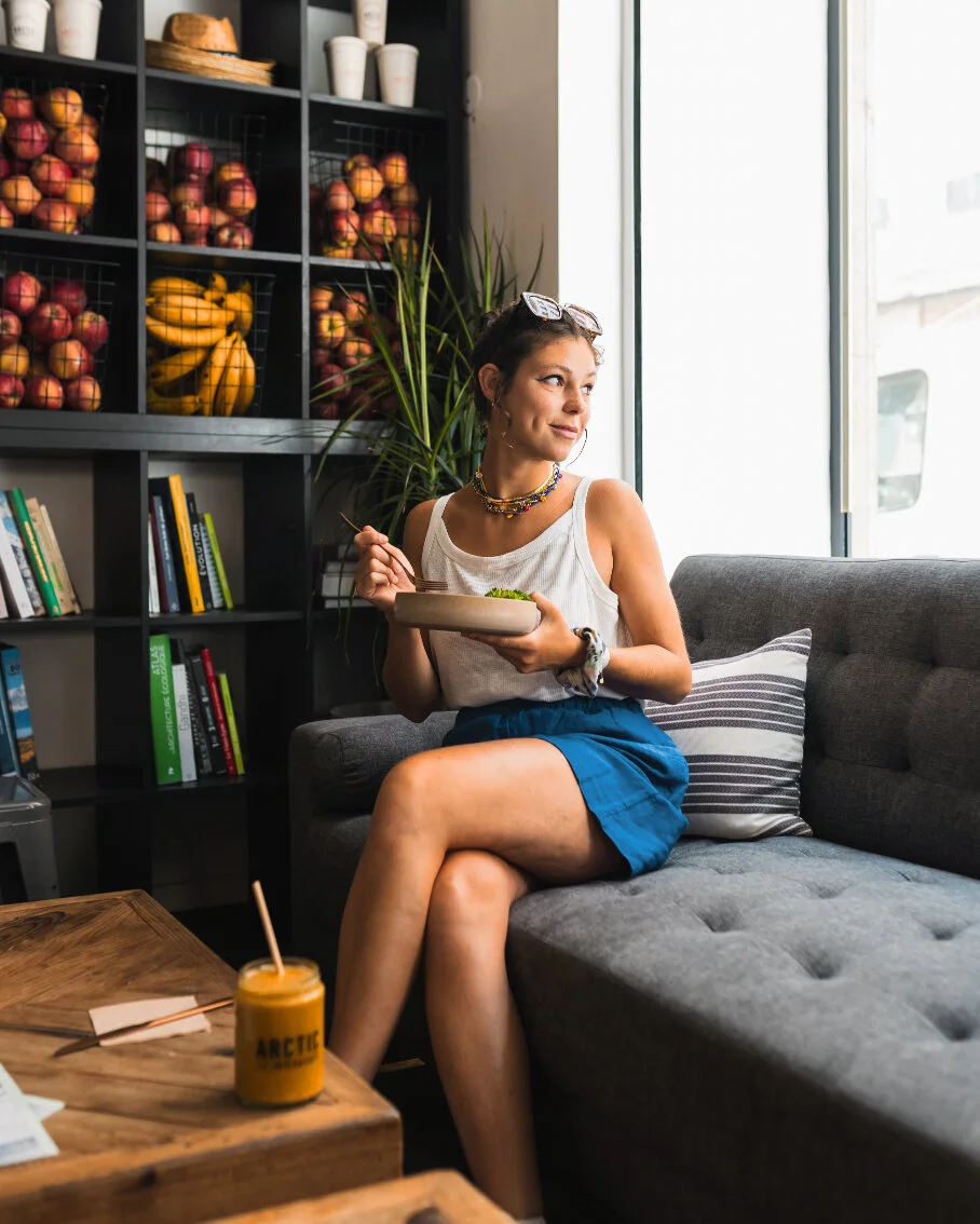 Indulging in a moment of pure goodness. 🌱🥗