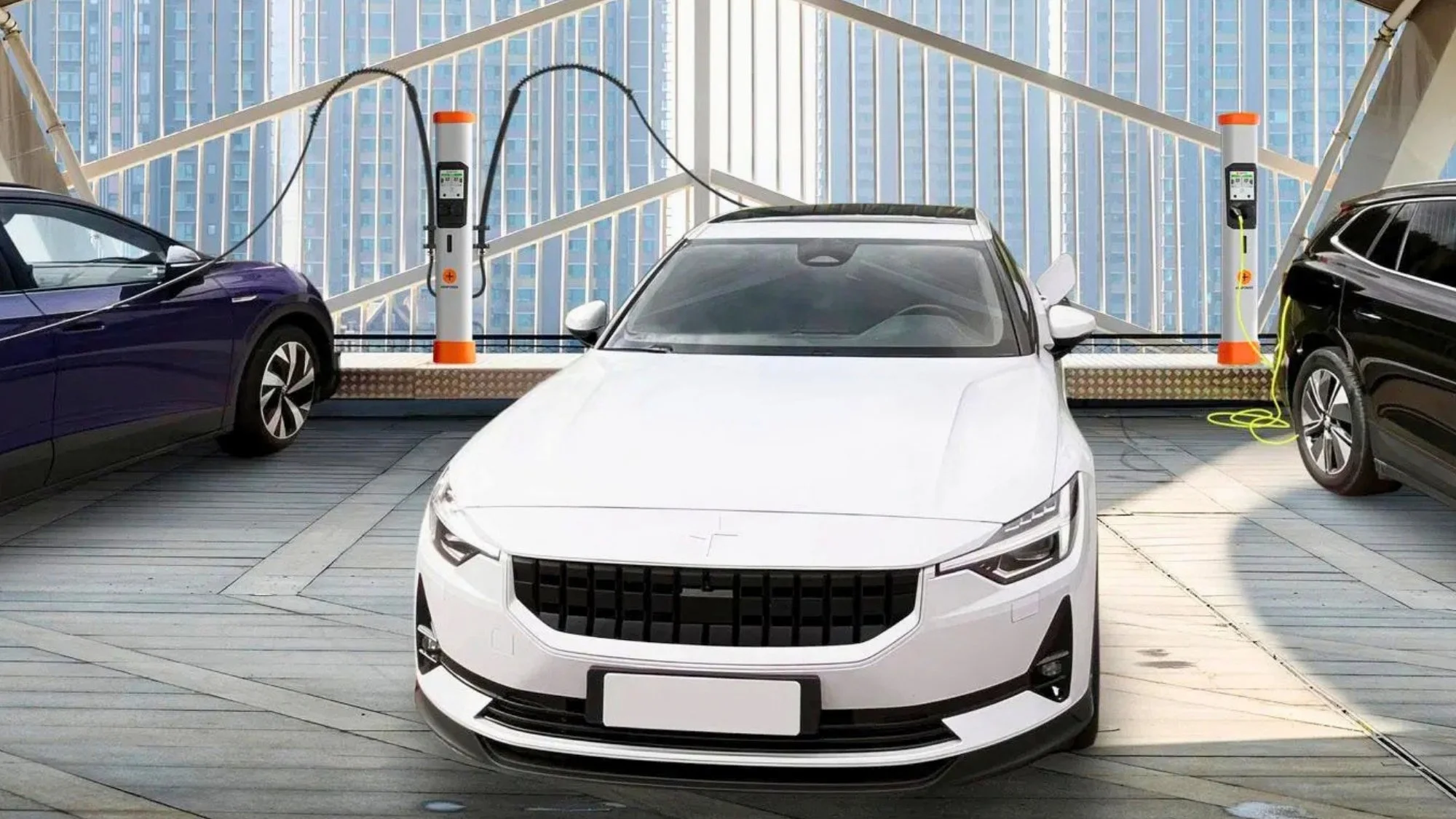 The Kempower Satellite delivers flexible, scalable DC fast charging for fleets, depots, public charging and commercial sites.