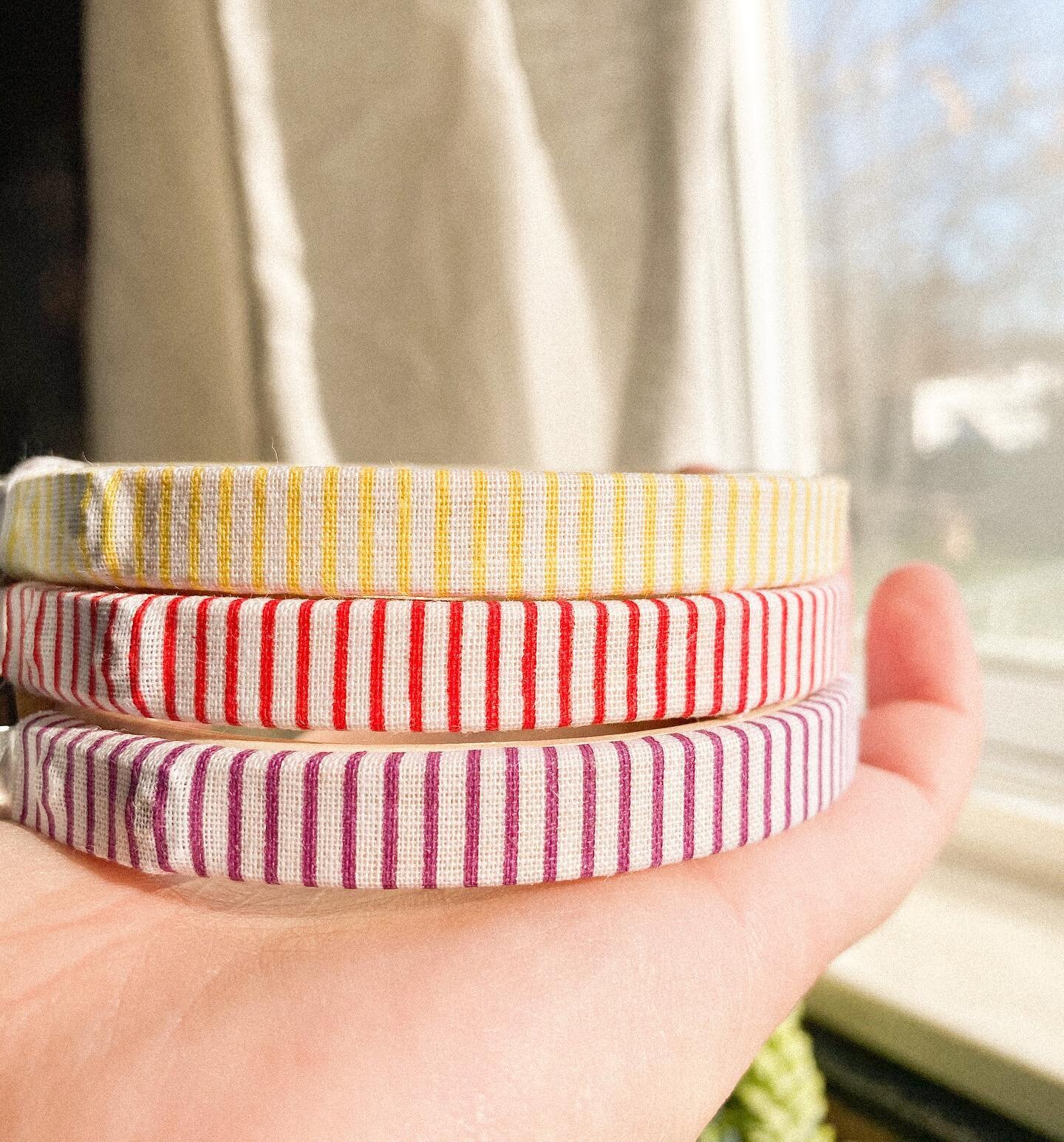 stripes stripes stripes! 

#miacrafted #michiganmade #embroidery #embroideryart #embroiderydesign #hoopersofinstagram #embroideryhoops #embroiderydesign #hoopartembroidery #stripes #hoopersofinstagram #hoopembroideryart #hoopembroidery