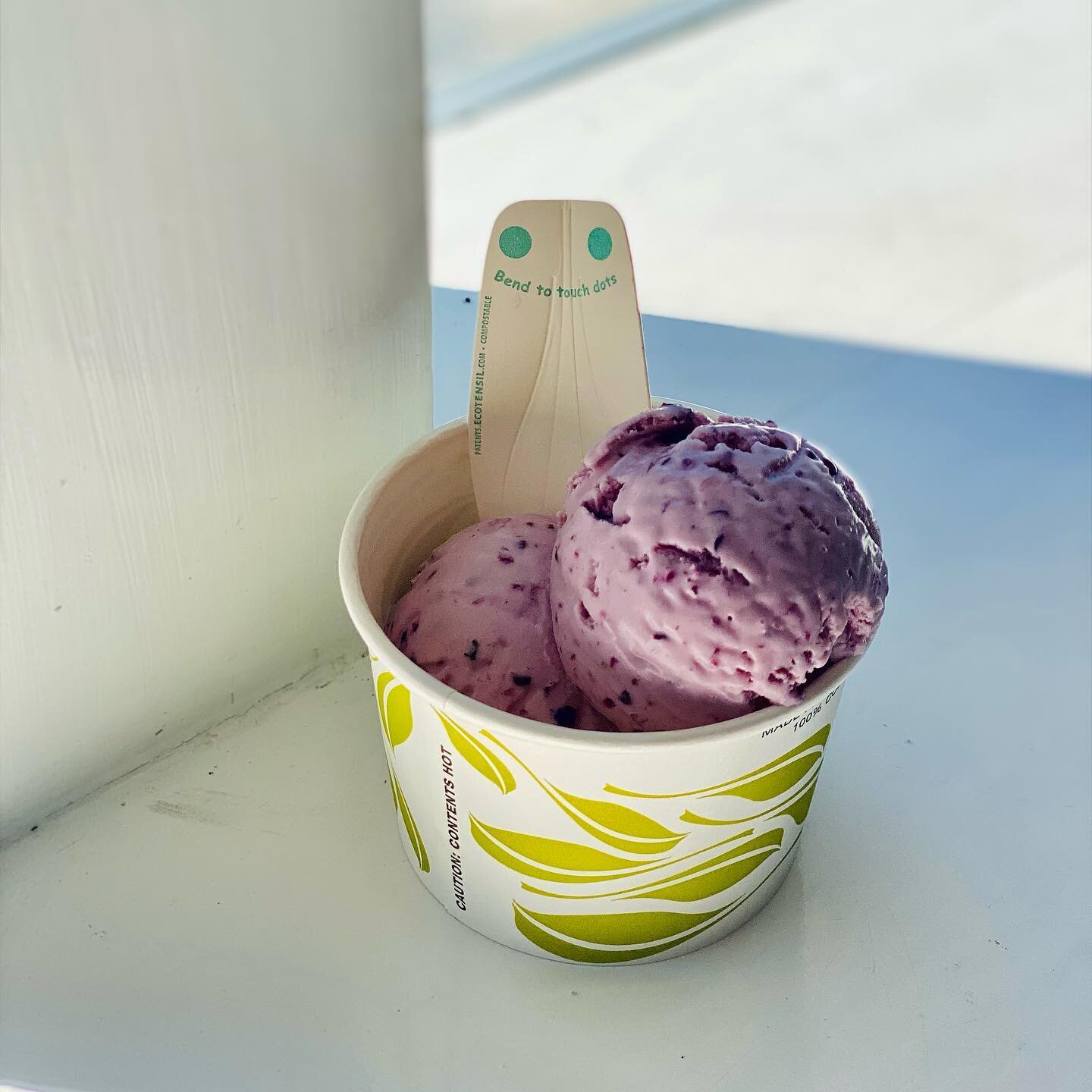 We love protecting our planet! All of our cups and spoons are chosen with the intention of reducing single-use plastics as much as possible! Even our @ecotensil spoons are smiling about it!