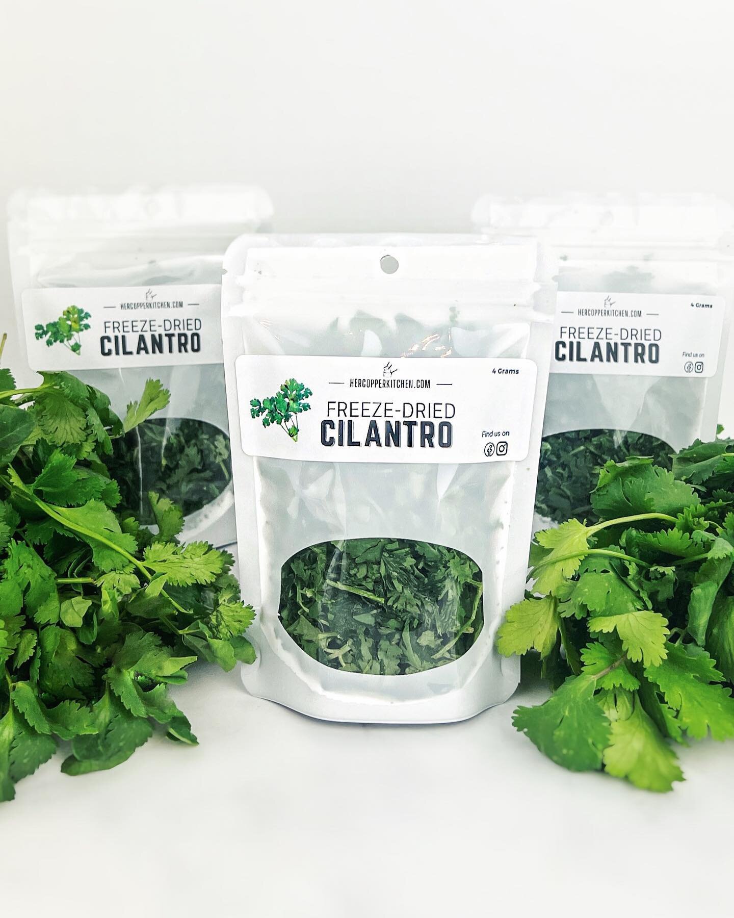 NEW PRODUCT: FREEZE DRIED CILANTRO
Add our Freeze Dried Cilantro to your recipes for a punch of bright flavour.  We include the tender upper portion of the stems along with the leaves, as they offer just as much flavor as the foliage.
When cooking wi