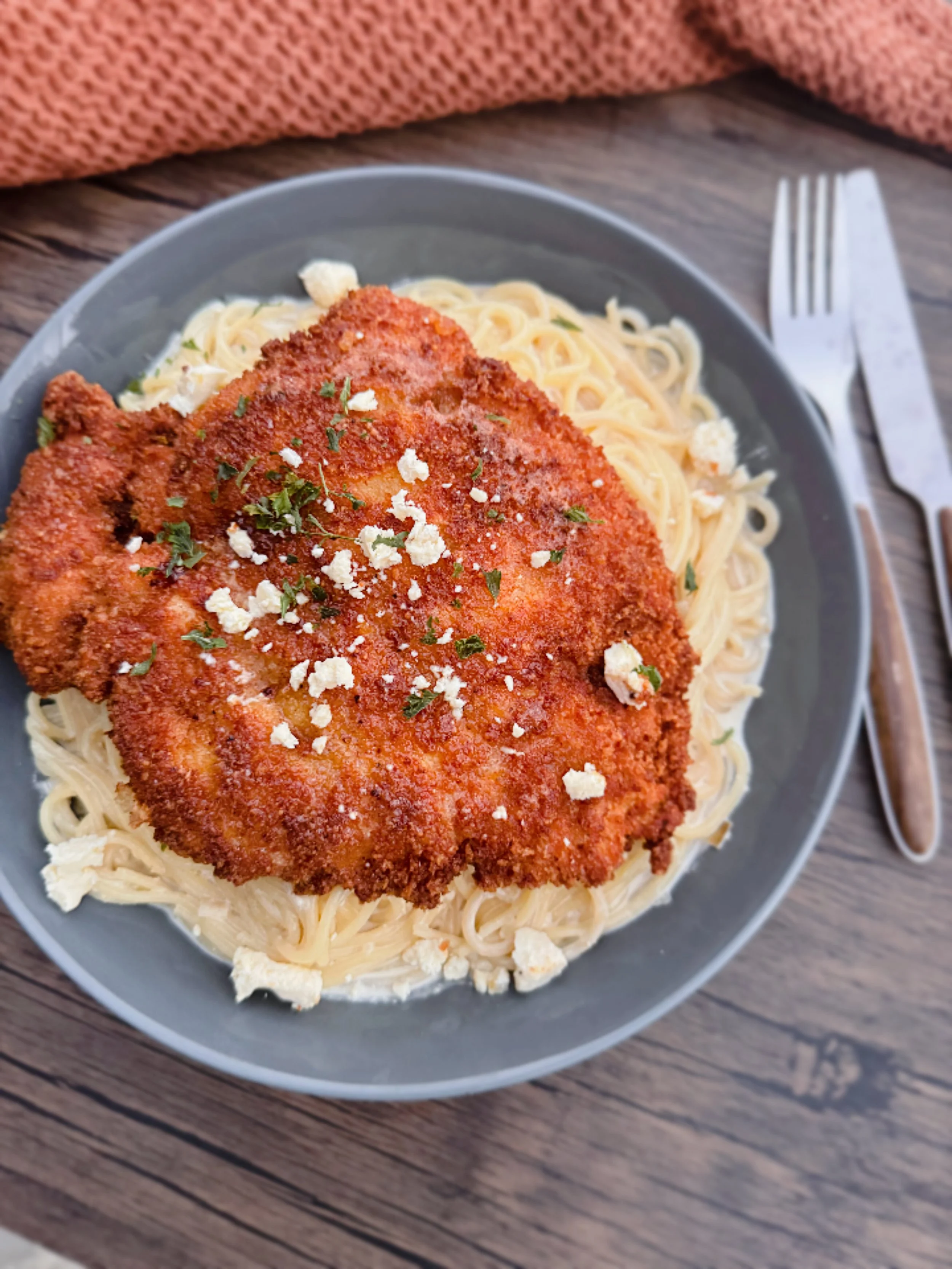 15-MINUTE CRISPY CHICKEN CUTLETS