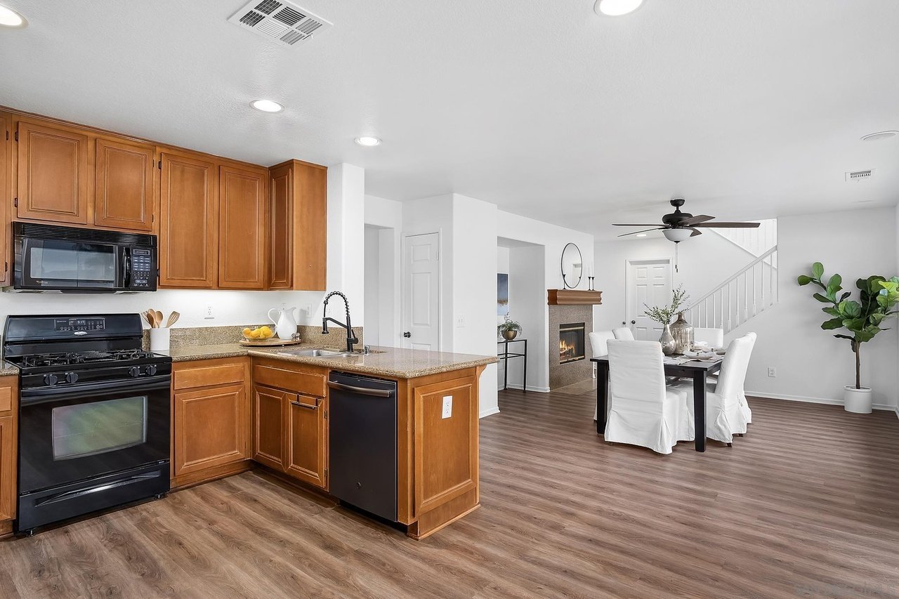 Kitchen & Family Room