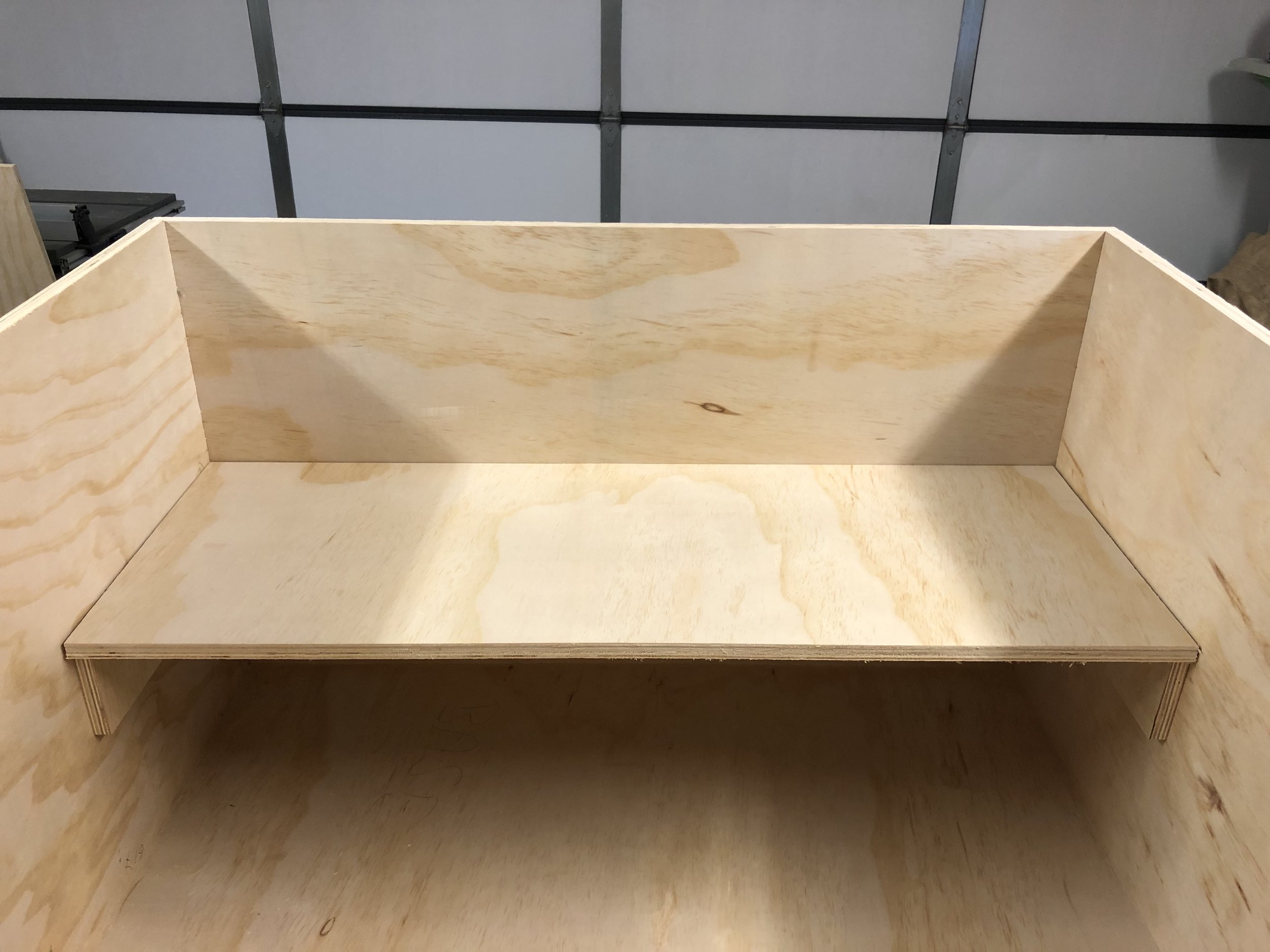 Trimmed shelf place onto its supports