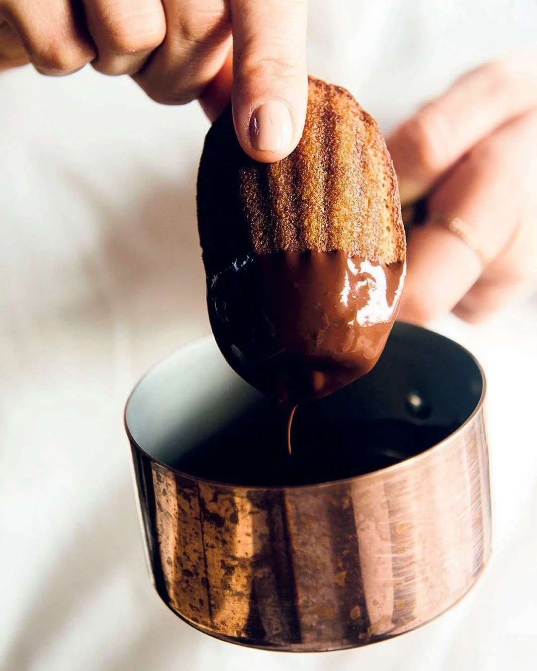 🍴 Madeleines au sarrasin et chocolat, financiers au sarrasin, pancakes&hellip;
D&eacute;couvrez de nombreuses inspirations de recettes, sucr&eacute;es comme sal&eacute;es, &agrave; base de sarrasin dans le livre de Bertrand Larcher : SARRASIN, aux &