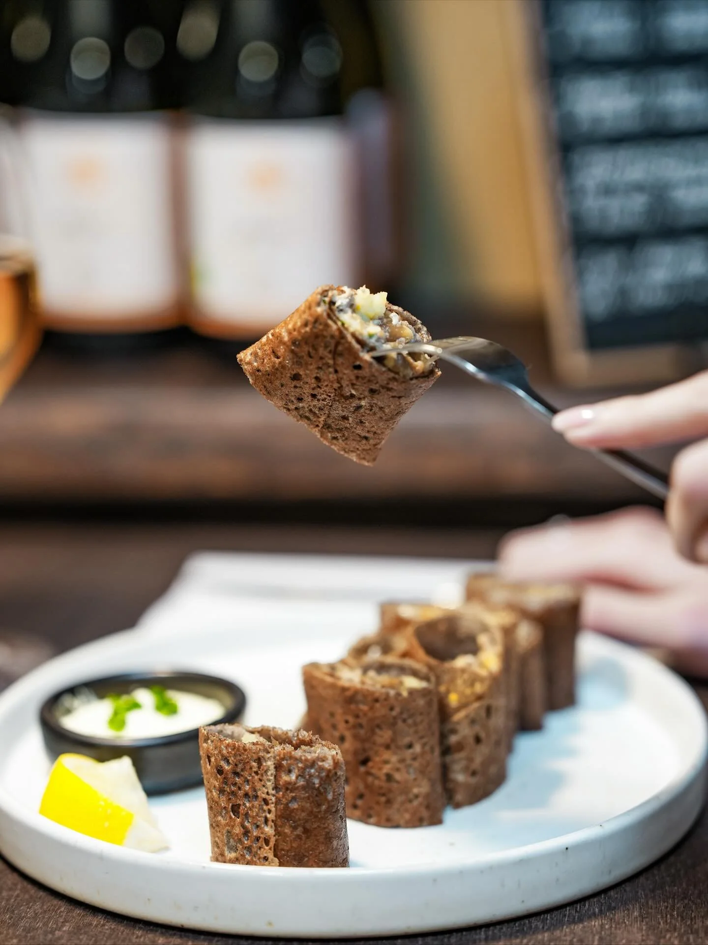 📣 Nouvelle recette 

D&eacute;couvrez d&egrave;s maintenant notre Breizh Roll Sardines &agrave; l&rsquo;huile d&rsquo;olive, confit d&rsquo;oignons au cidre, &eacute;cras&eacute; de pommes de terre, cr&egrave;me fra&icirc;che au citron &amp; ciboule