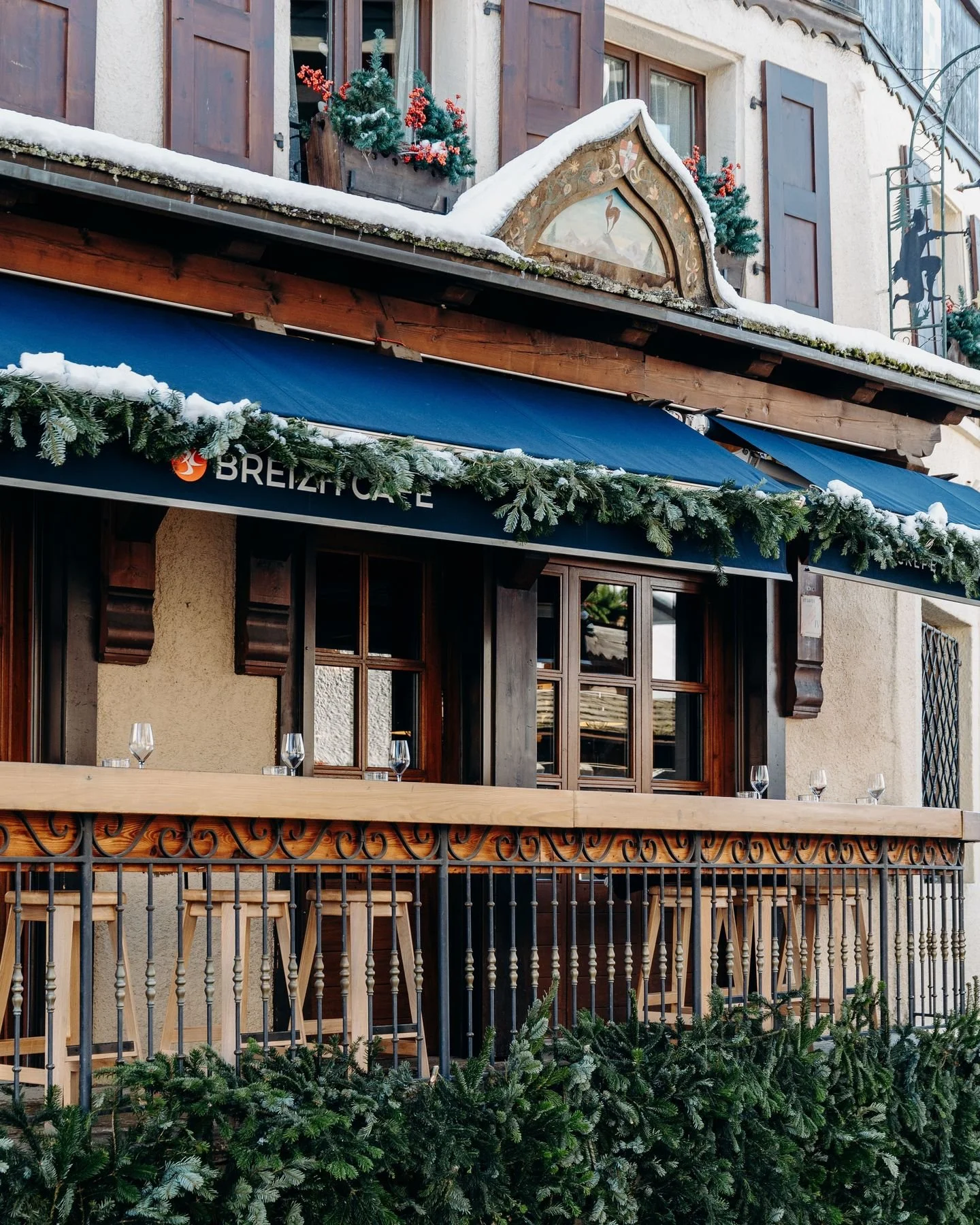 🎄 Breizh Caf&eacute; vous souhaite un joyeux No&euml;l !

En cette saison de f&ecirc;tes, retrouvez-nous &agrave; la montagne : au c&oelig;ur du village de Meg&egrave;ve, au pied des pistes, &agrave; deux pas du grand sapin et de la place de l&rsquo