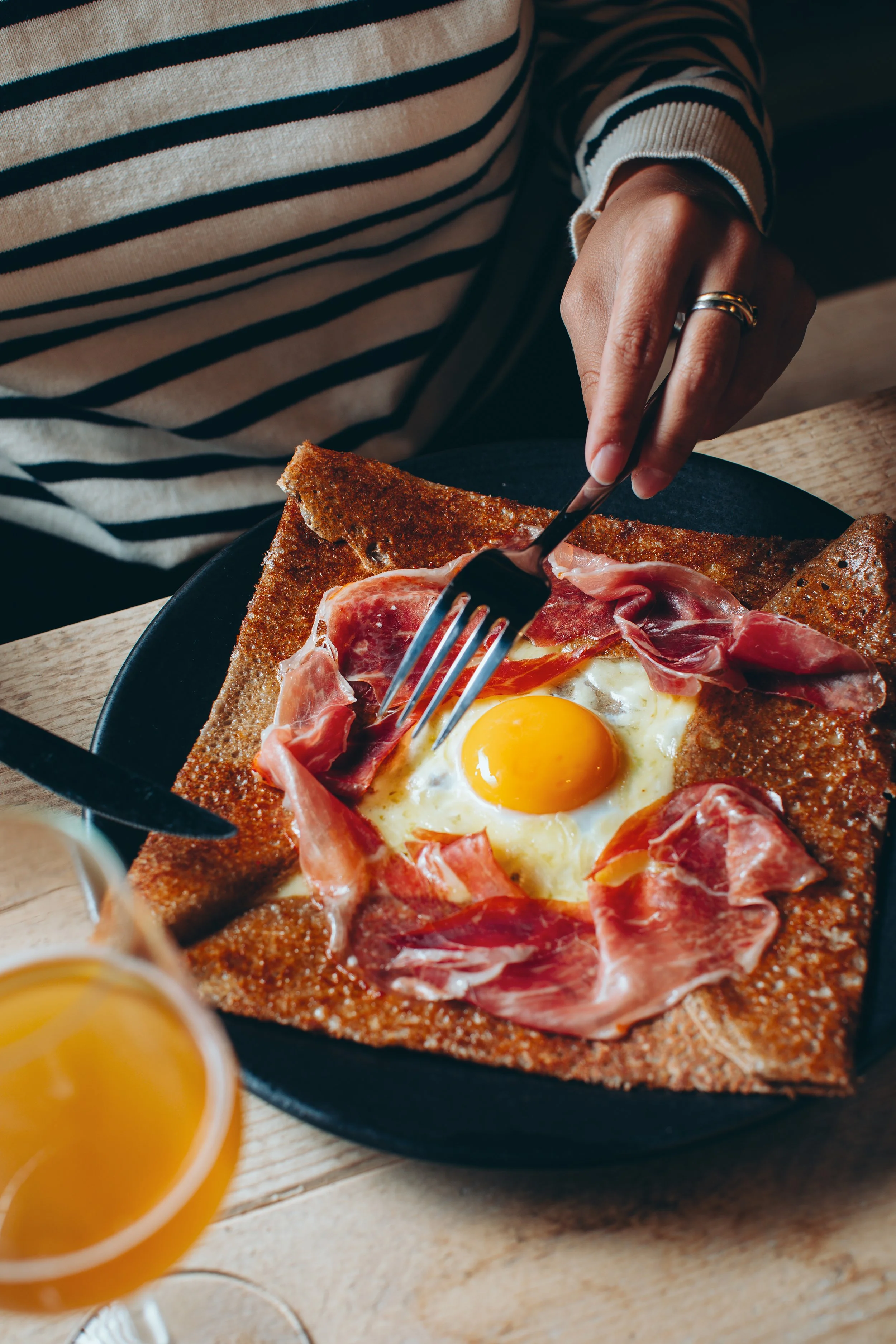 Galette with raw ham from the Aldudes Valley, organic fried egg, Comté cheese