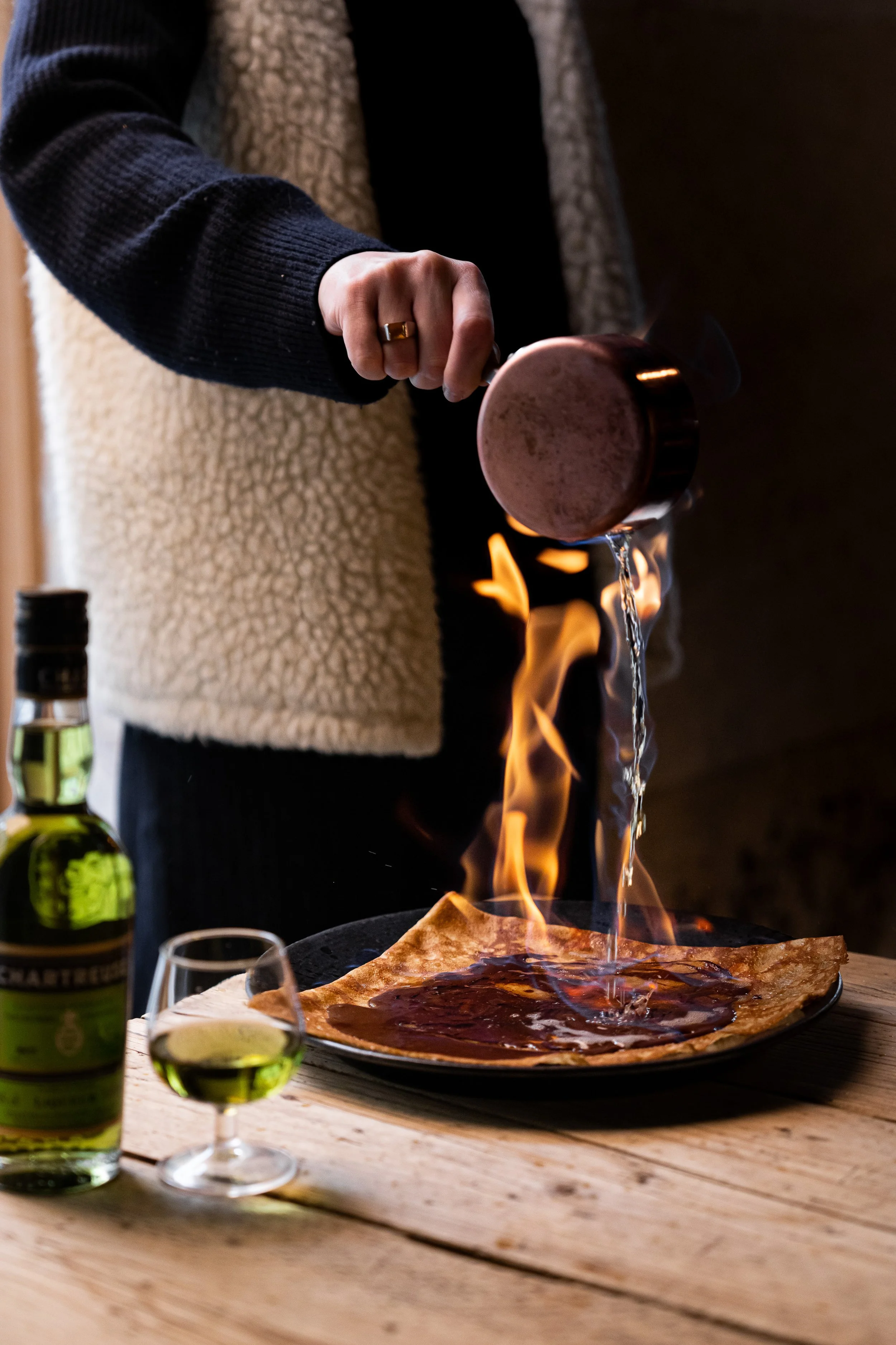 Crêpe Chocolat Valrhona, flambée à la Chartreuse