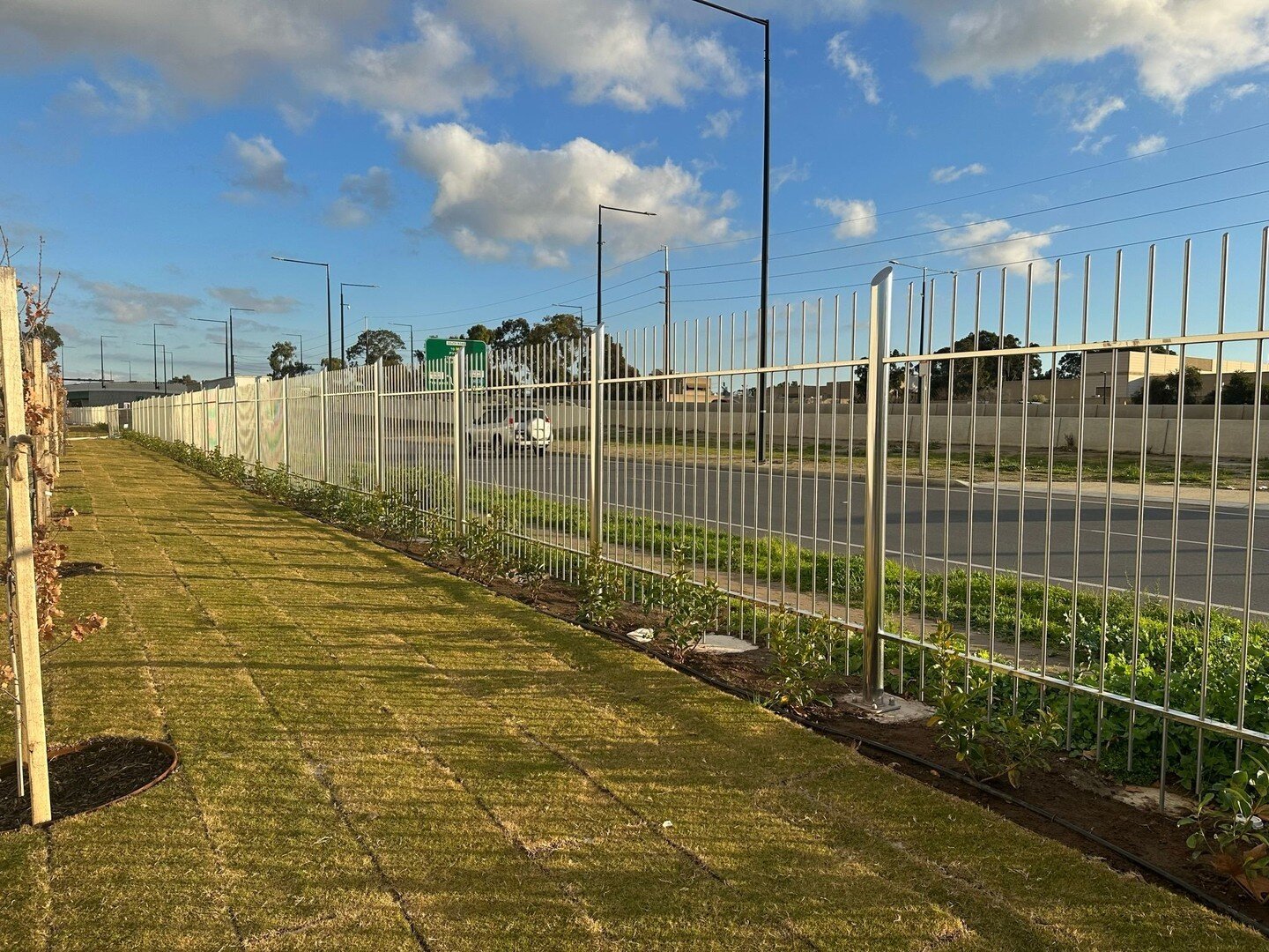 We have supplied top quality Grade 316 Stainless steel for the complete fence around the Coopers Brewery site in Regency Park, South Australia.

The fence will be manufactured with the following products, supplied by Stirlings:

15,000m of 16mm Grade