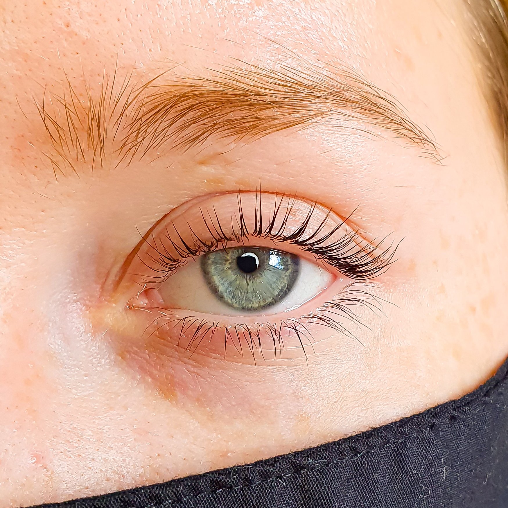 Brow Sculpting, Laminating, Eyelash Lifting, Tinting and Waxing in