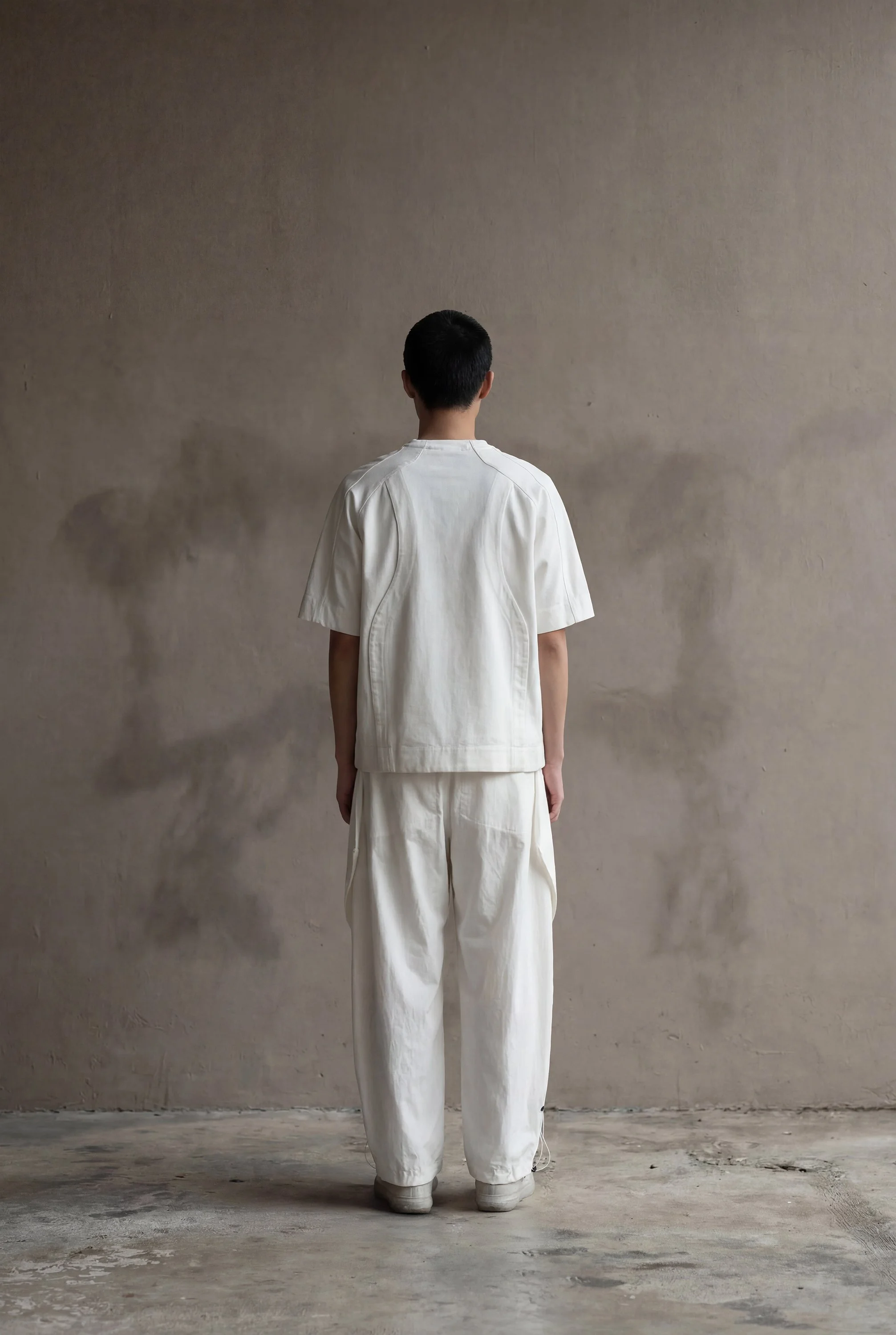 oqLiq_26ss_lookbook  (11).jpg