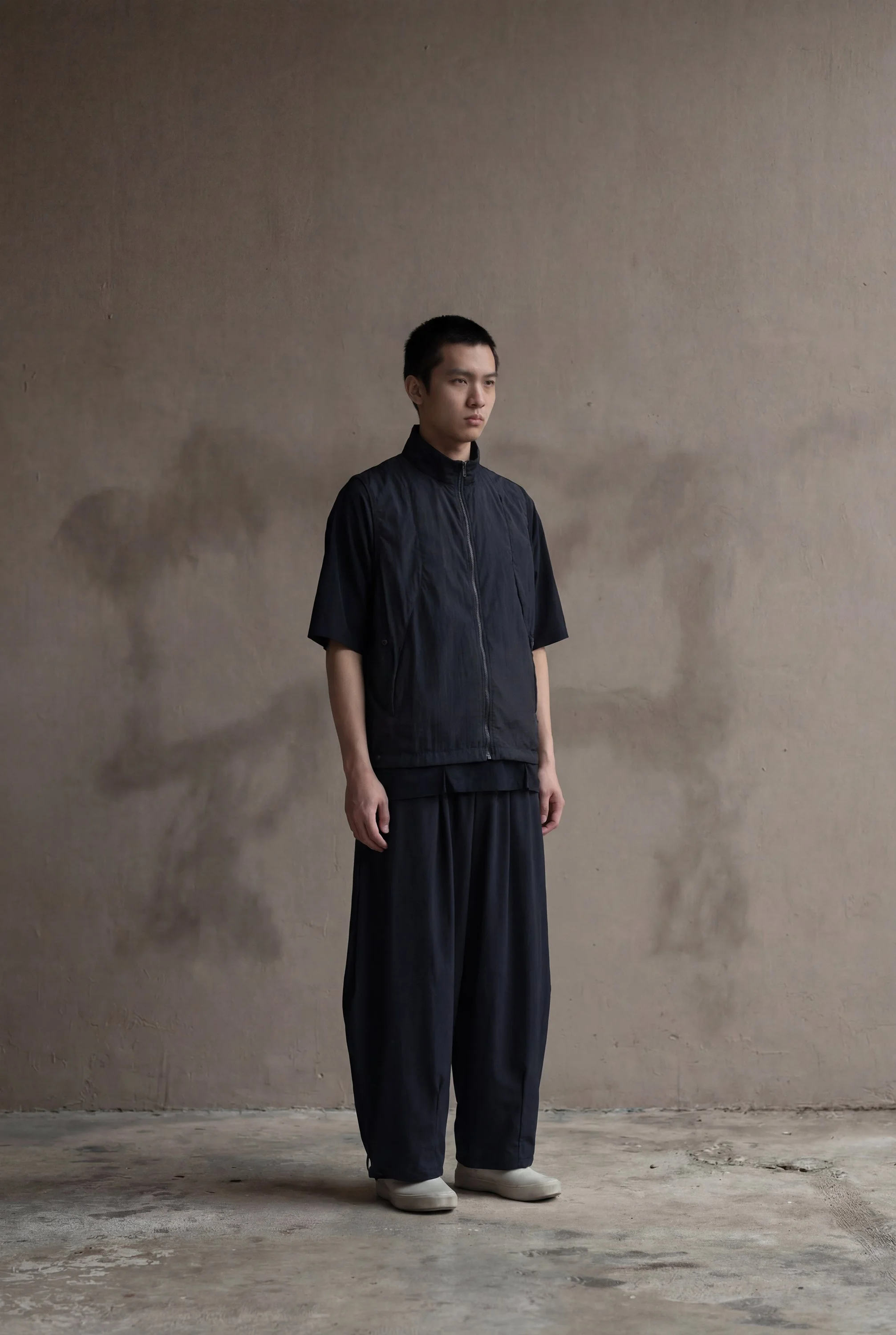 oqLiq_26ss_lookbook  (26).jpg