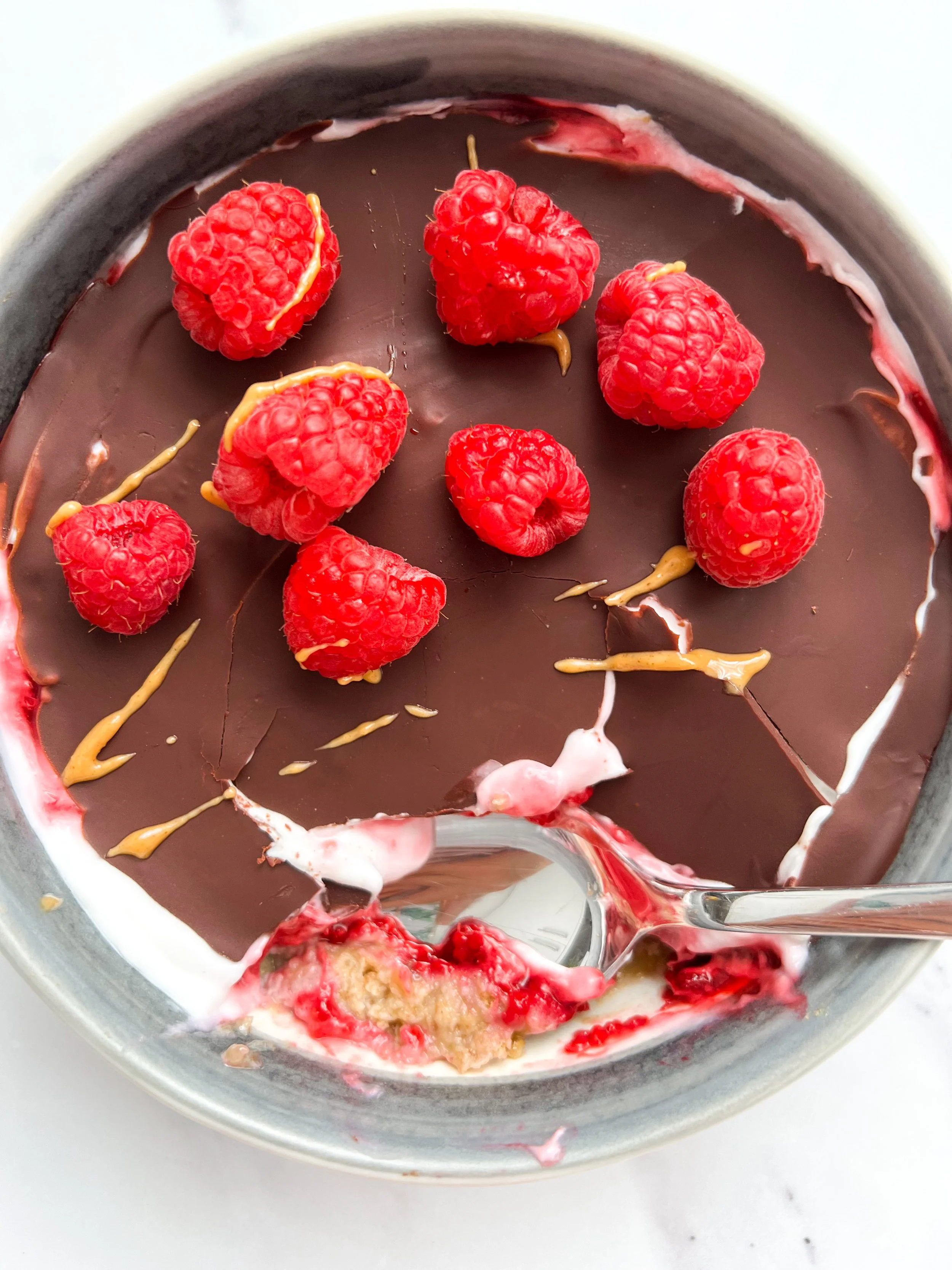 Banana, Raspberry, &amp; Chocolate Oats