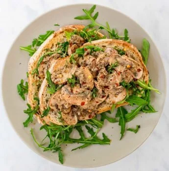 Creamy Mushrooms on Toast