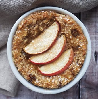 Apple &amp; Raisin Baked Oats