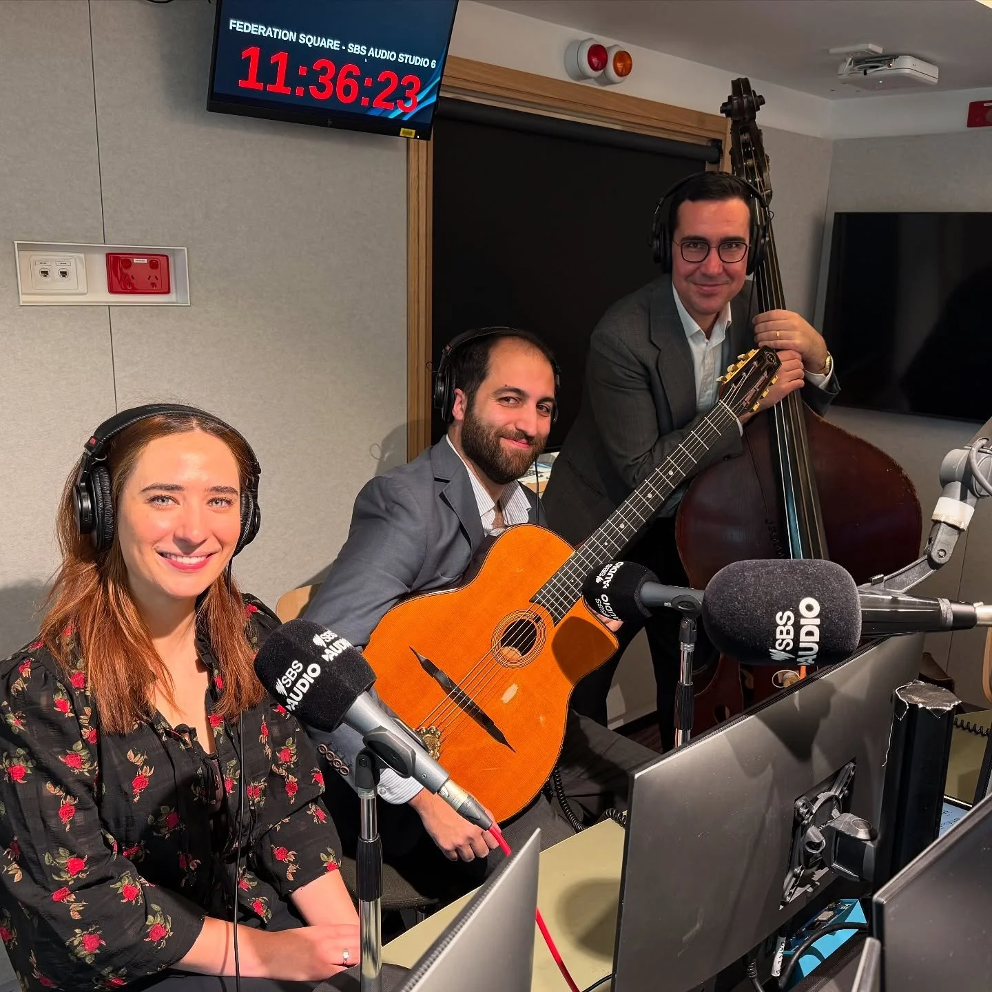 It was so much fun to chat with Carlo Oreglia at @sbs_italian today and play on the air 🎶🇮🇹❤️You can tune in this Friday at around 9.30am on 93.1FM.

We talked all things Italian jazz, how this whole band thing started (spoiler: it involved too ma