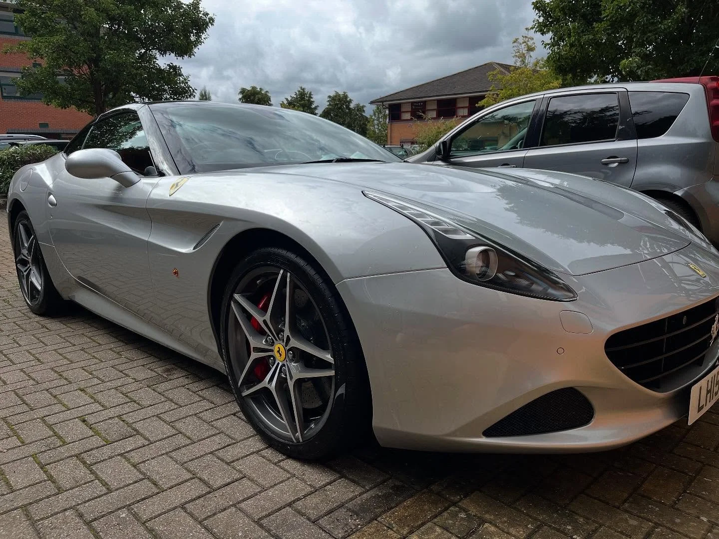 #ferrari #ferraricalifornia #detailing #detailer #detailingworld #detailingcars #detailingcheltenham #carsofinstagram #carcare #cheltenham