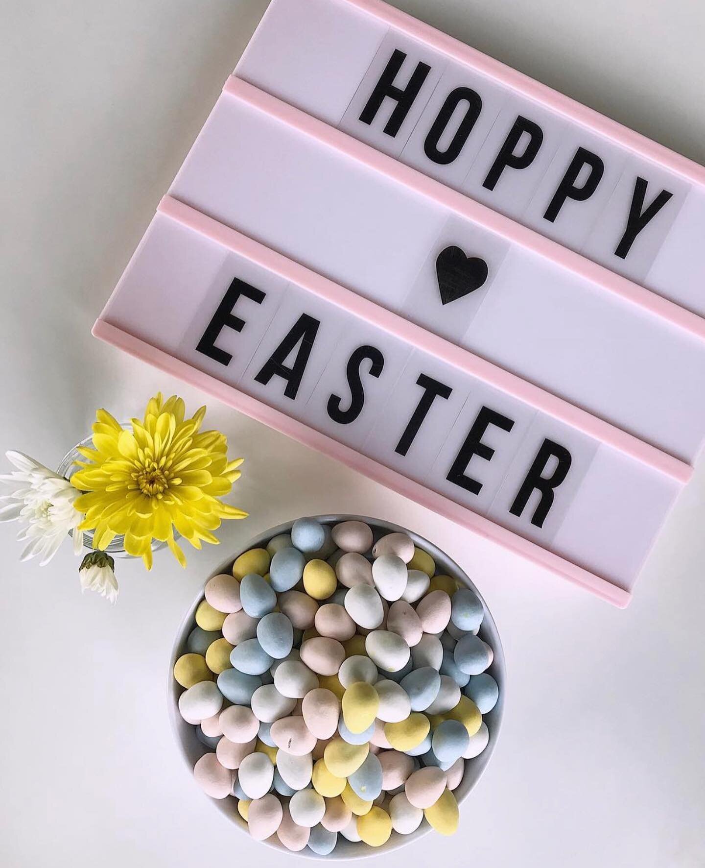 Our family here at Cr&ecirc;pe Escape would like to wish all of our amazing customers a very Happy Easter - we hope the bunny was good to you 🐰🐣💐

We are open today at the shop from 9 AM until 3 PM and closed as per usual tomorrow (Monday) and Tue
