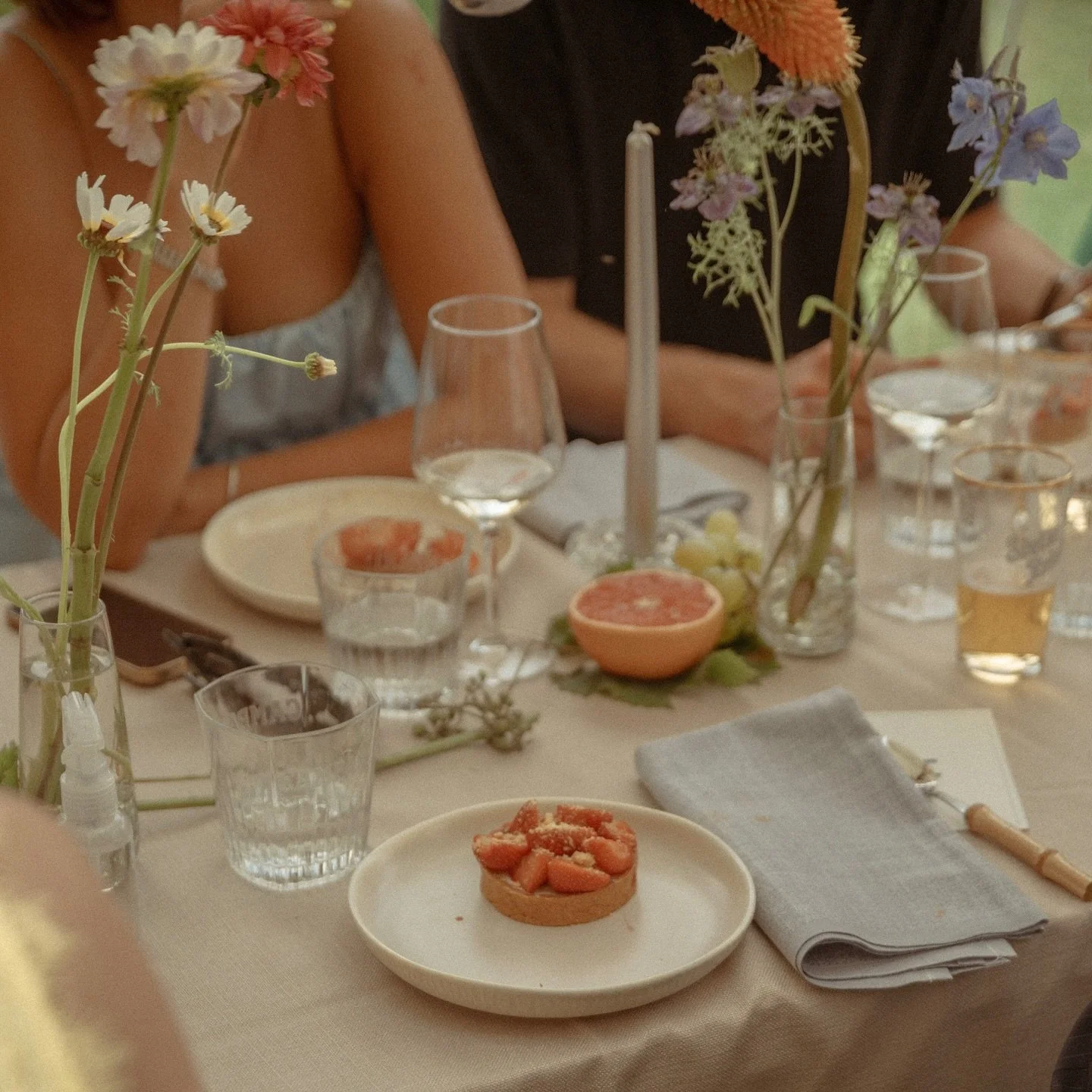 The beauty of a thoughtfully styled table lies in its harmony&mdash;a palette that&rsquo;s vibrant yet balanced, bold yet inviting.

Every color, texture, and detail is curated to create a setting that feels intimate and uniquely yours.

From soft li