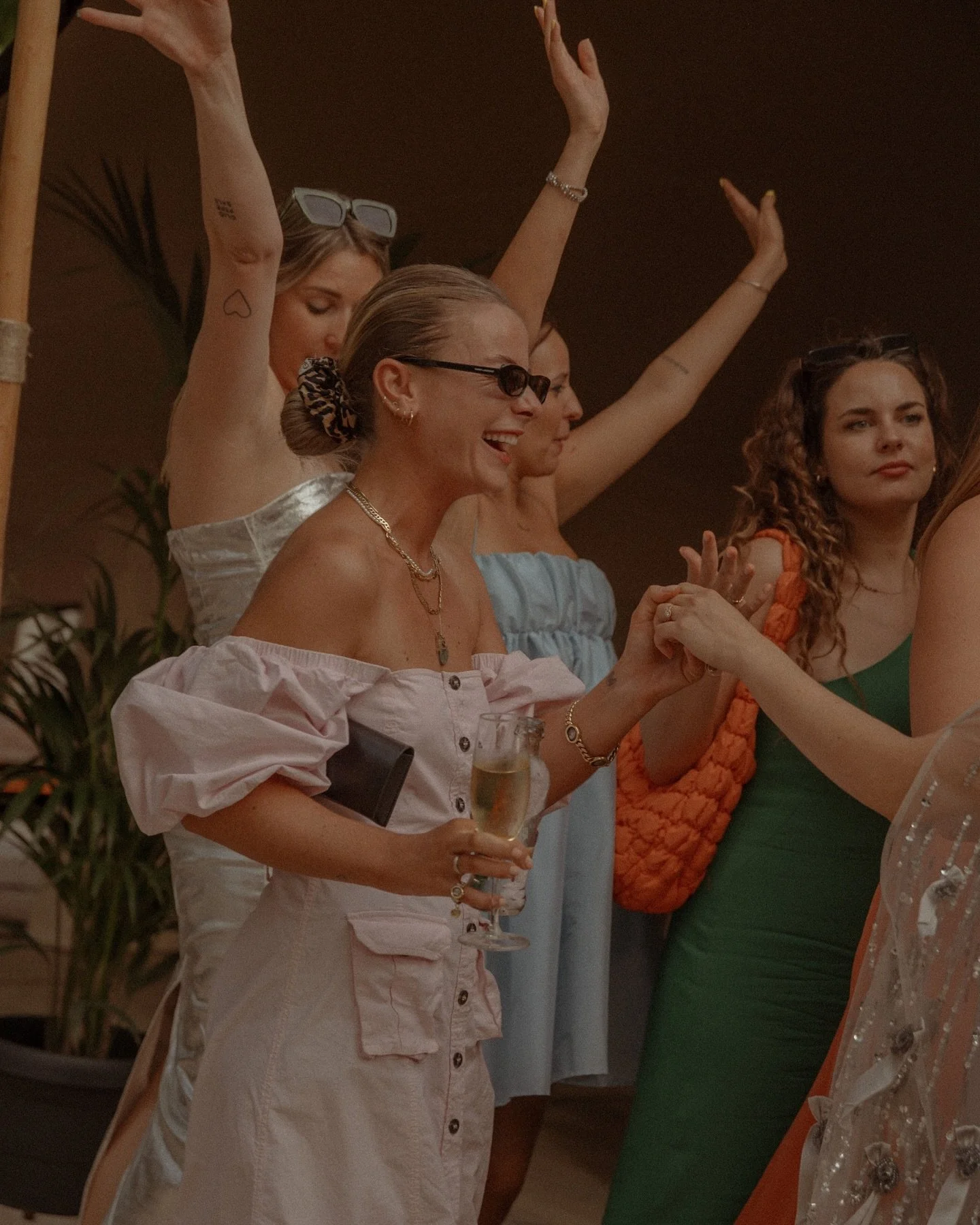 Laughter that lingers, moments that become stories. 

The joy, the energy&mdash;we craft celebrations that don&rsquo;t just happen, but stay with you, woven into memories to be cherished for years to come.🍸✨

📸 @elienjansen 

#cerescreativeevents #