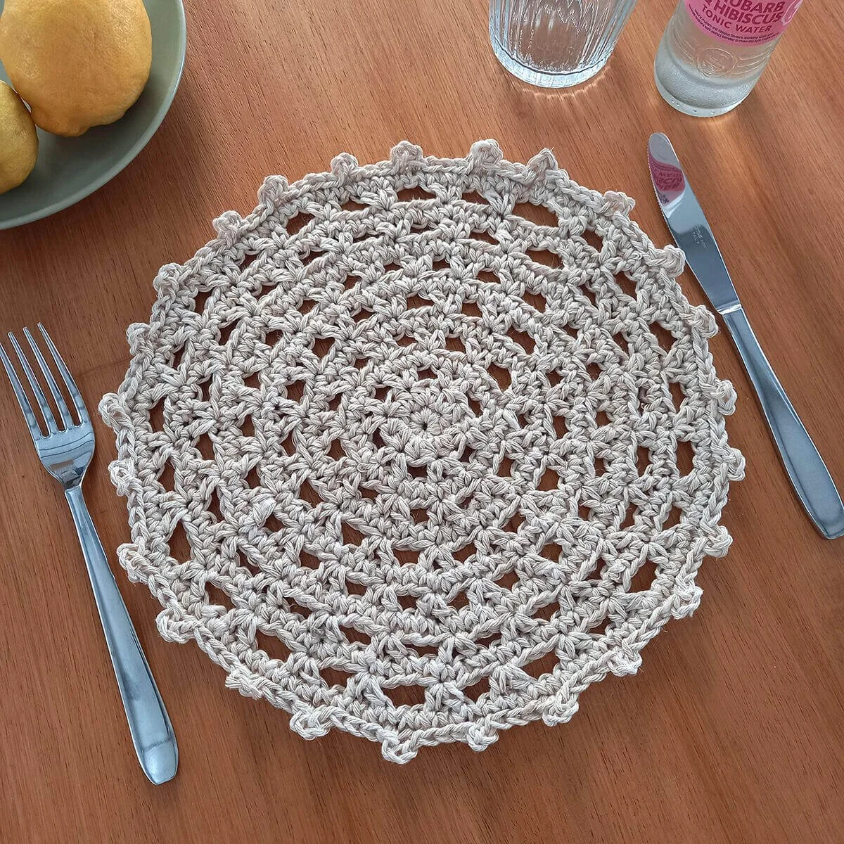 Free Placemats Crochet Pattern for an Eco Kitchen Table