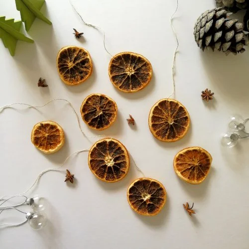 How to Make a Dried Orange Slice Garland — byGoldenberry