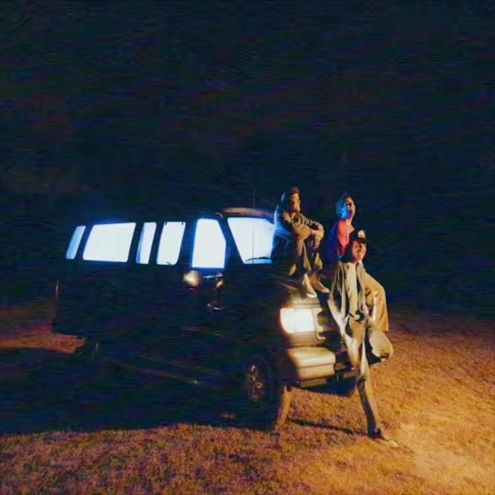 BLUE: Behind the Scenes PT.2

Also, what if you added this song to your poolside playlists this summer? 🌊