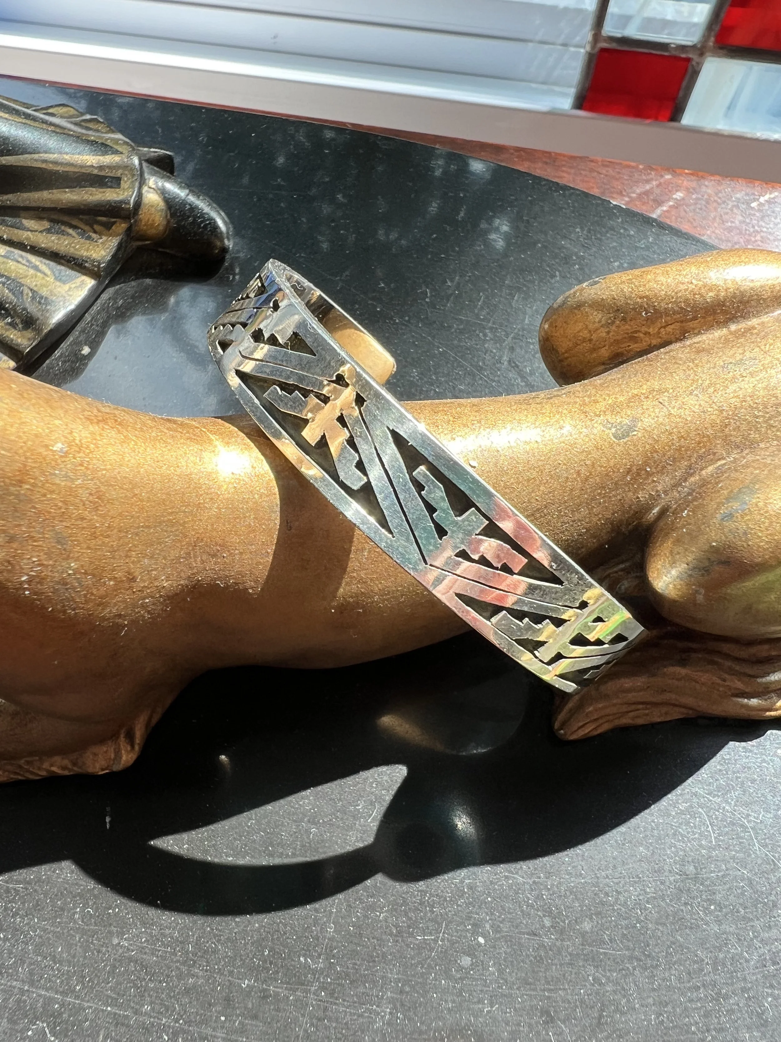 Zuni Cuff (3).jpeg