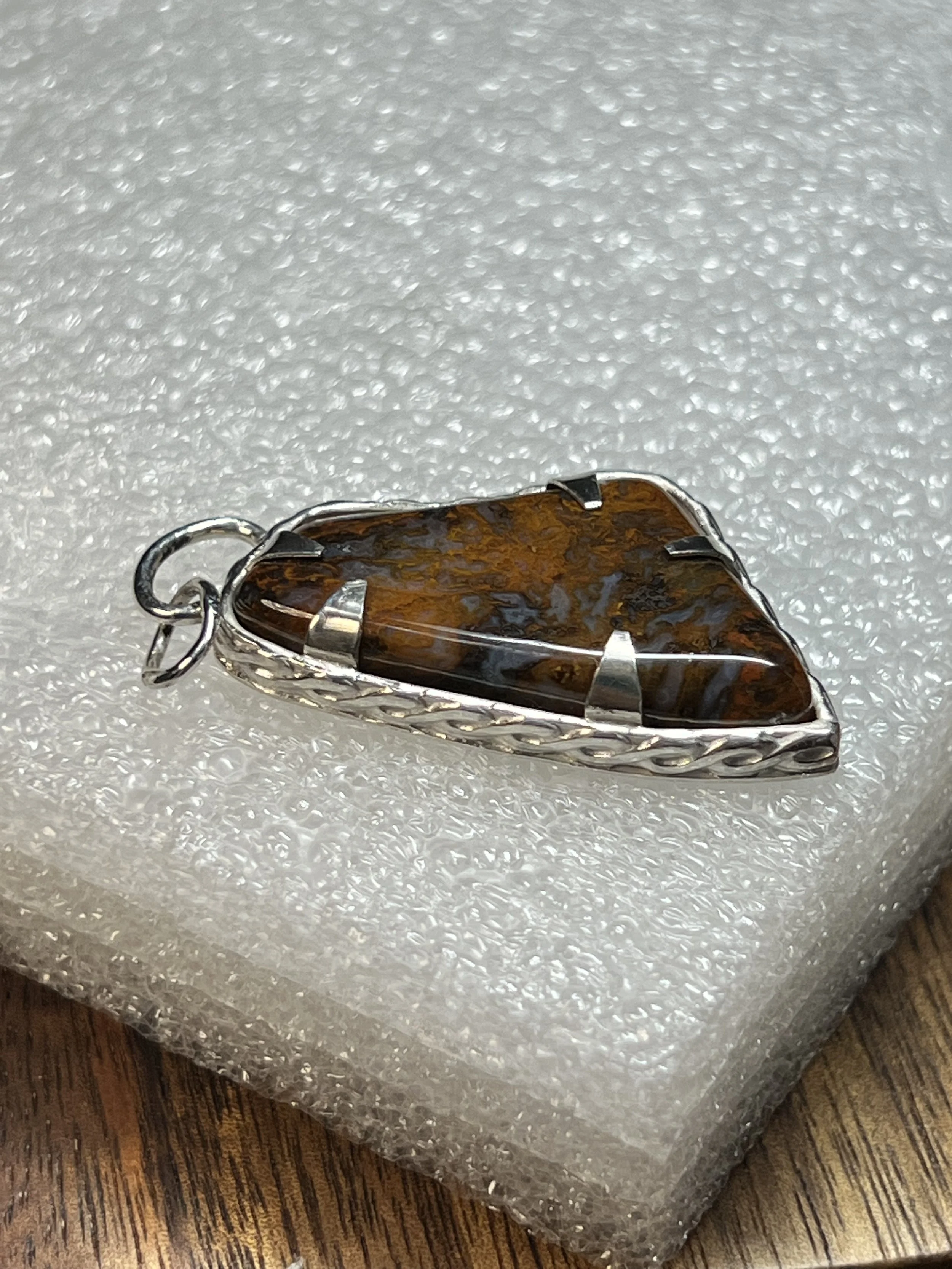 Hanging Rock (6).jpeg