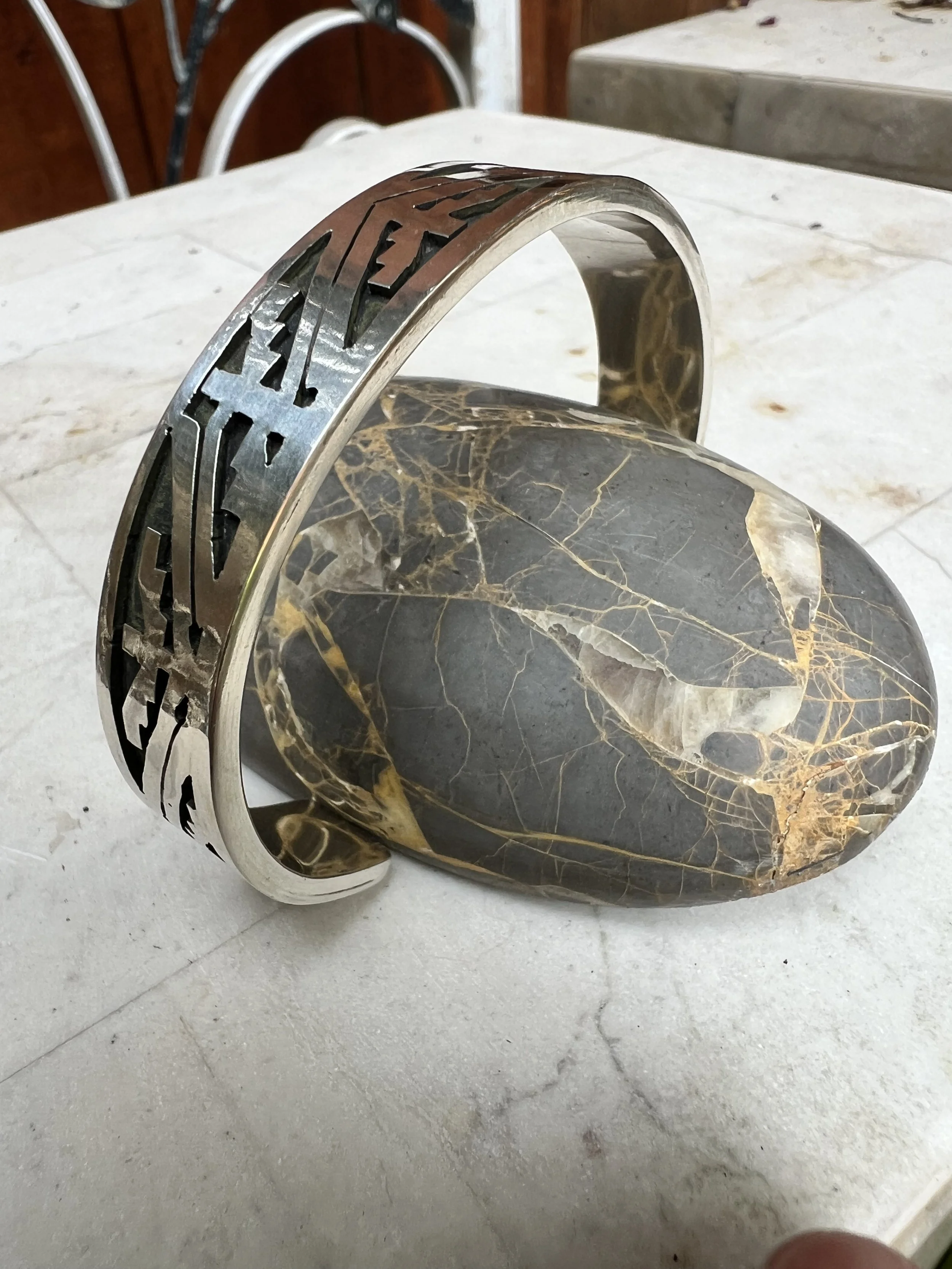Zuni Cuff (6).jpeg