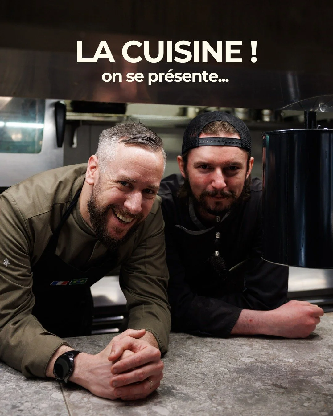LA CUISINE &agrave; @solelhrestaurant 🔪 aux commandes des caract&egrave;res, du savoir-faire 👨🏻&zwj;🍳
&Agrave; la man&oelig;uvre : le chef @valentinfeche 👨🏼&zwj;🍳 et son sous-chef Eryk 🔪.

Valentin, le tempo, l&rsquo;instinct, la vision 😎.
E