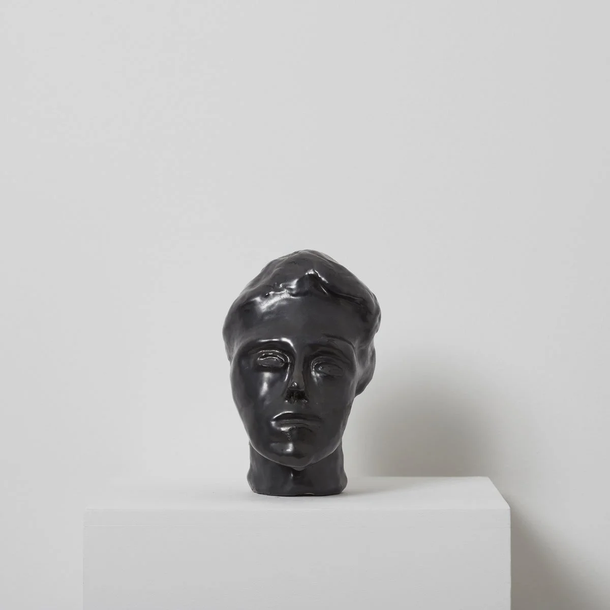 MAH_BUST00018.jpg