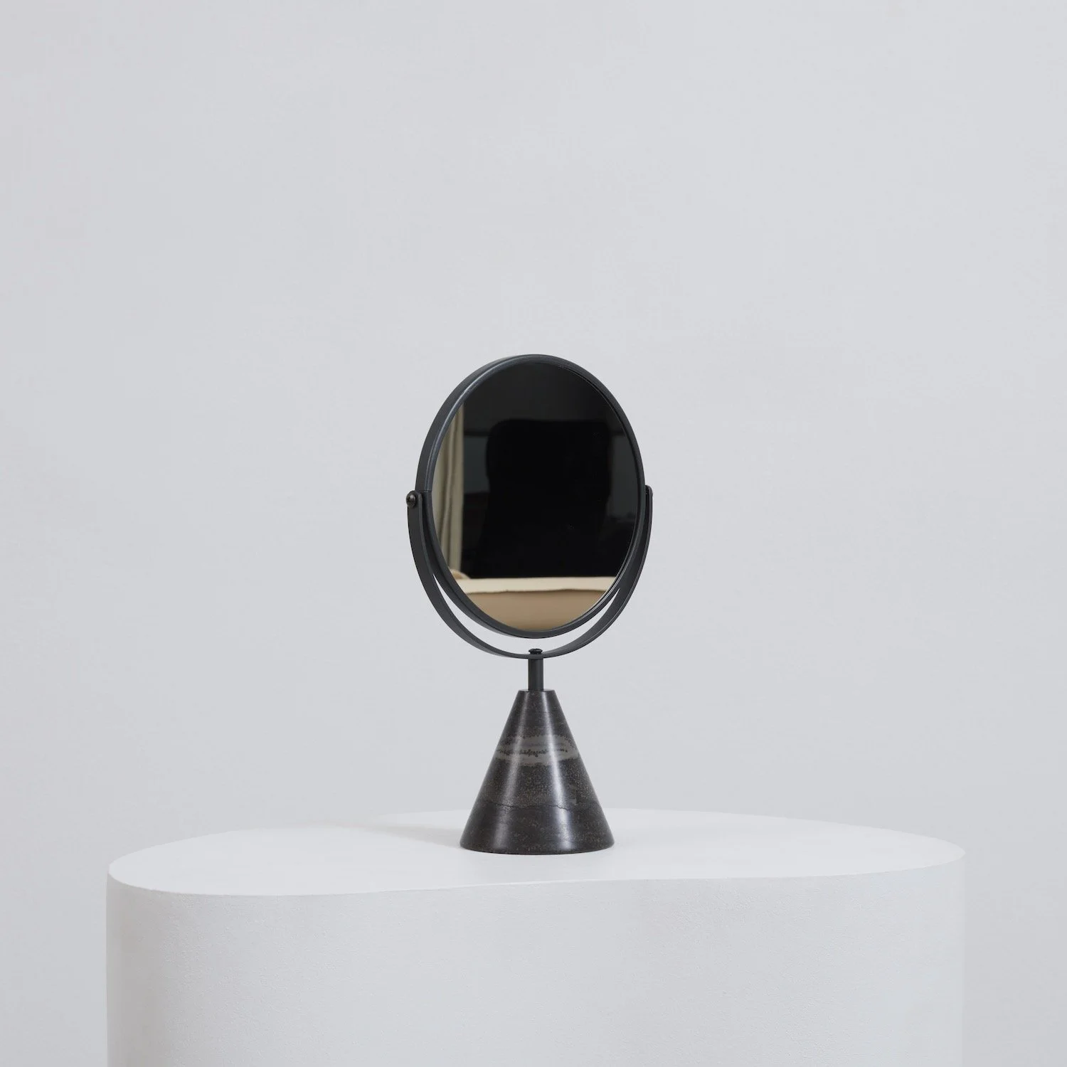 MAH_MIR002 DETAIL B.jpeg