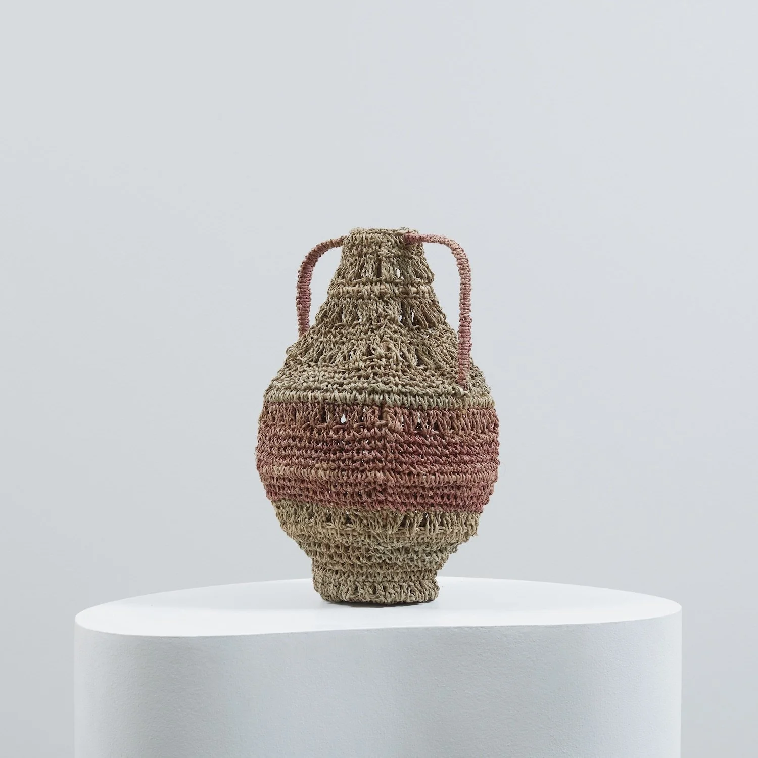 MAH_VASE081B 2.jpeg