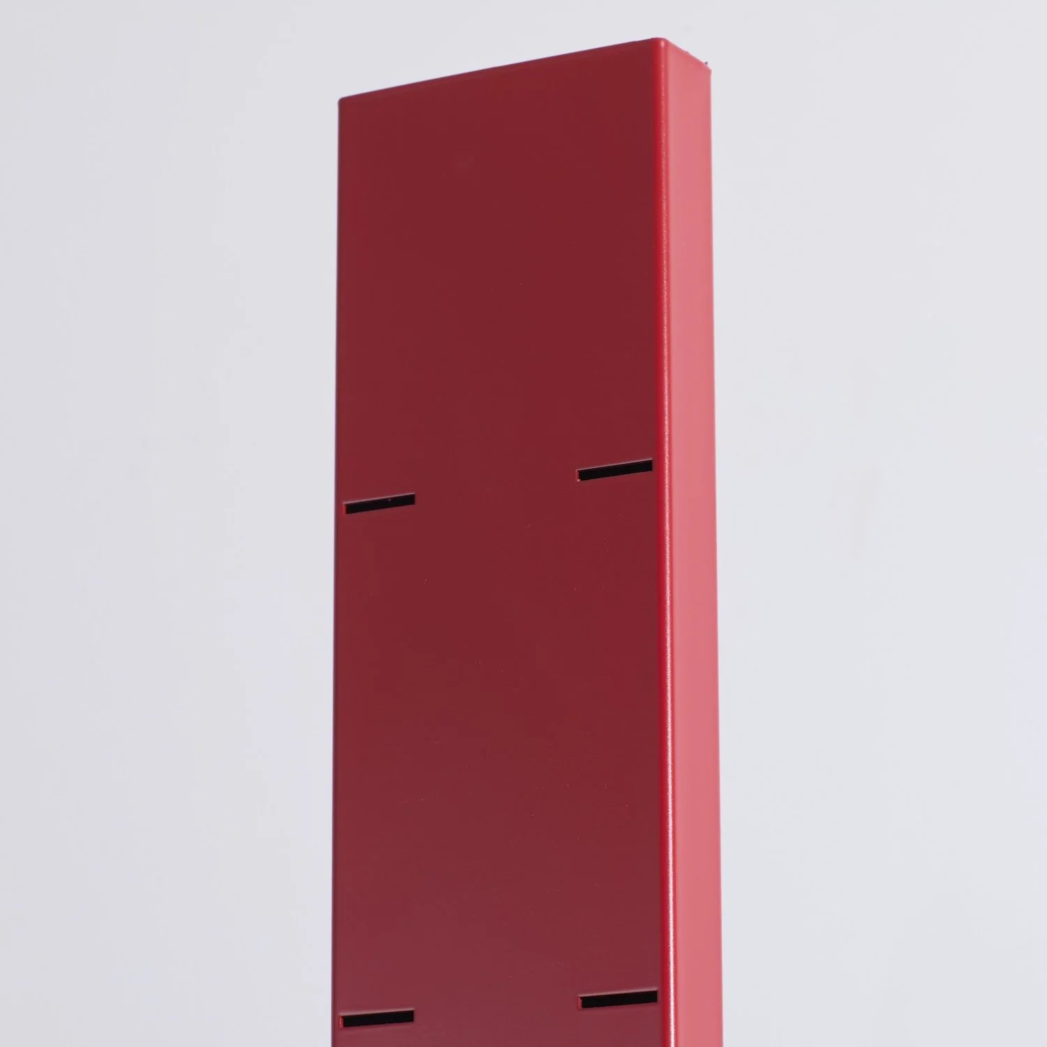 MAH_SHELF001 I.jpeg