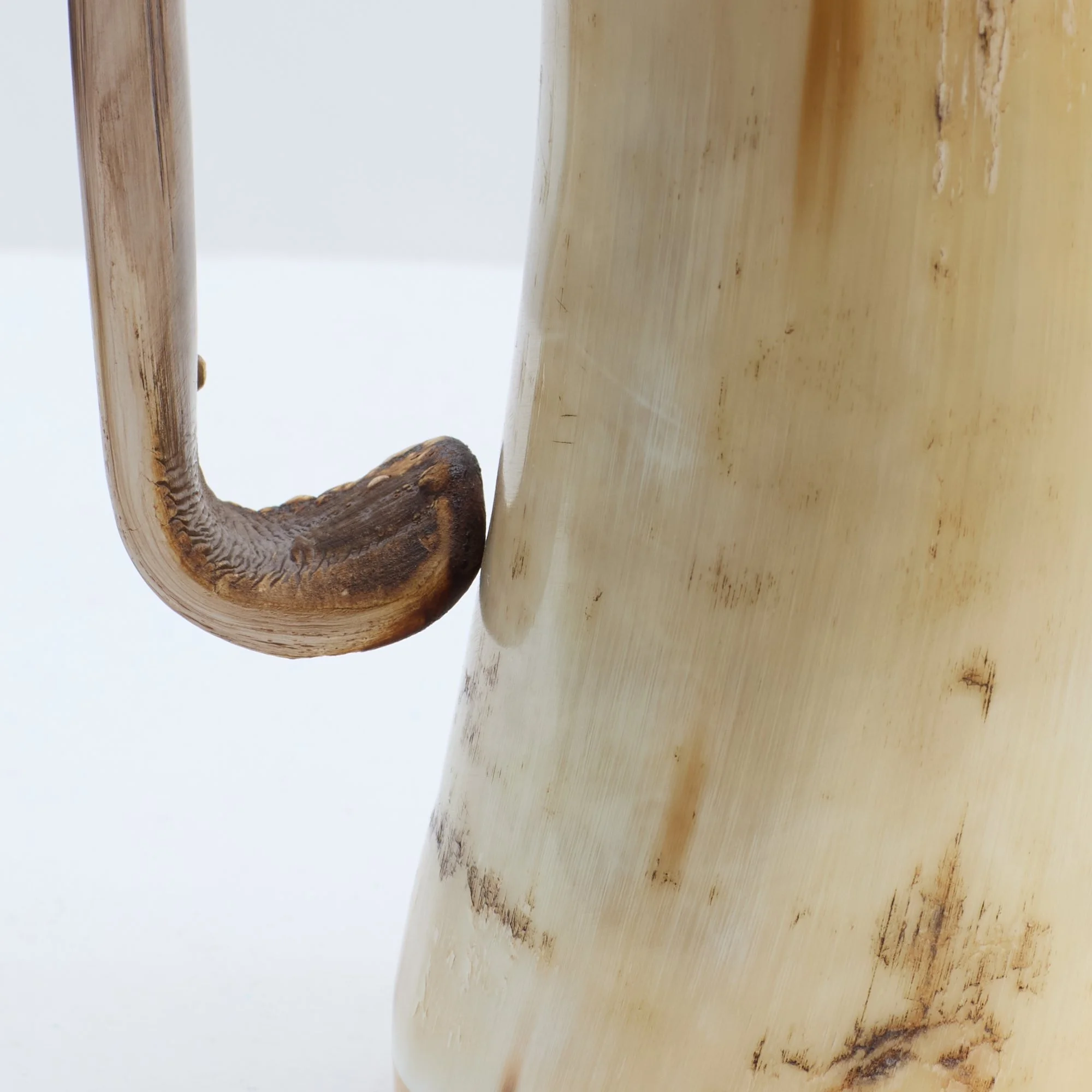 JUG017-06.jpg