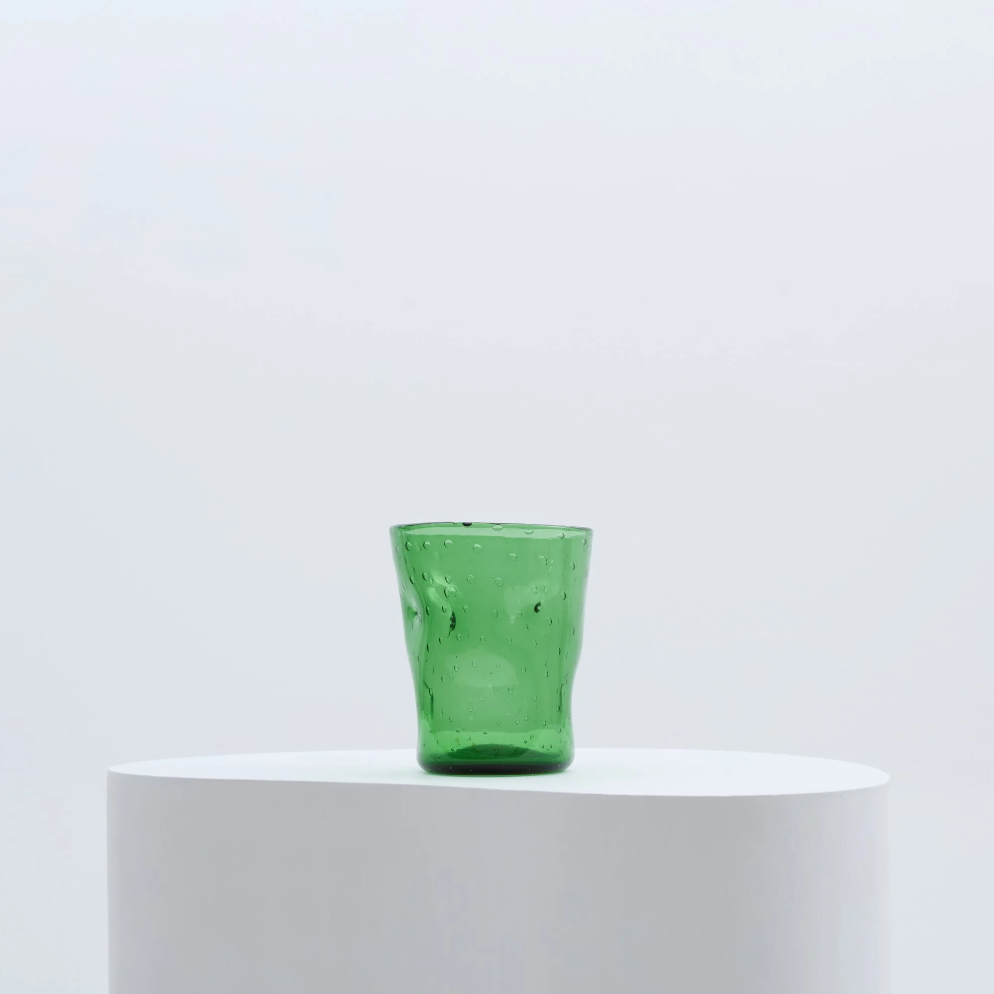 VASE092-02.jpg