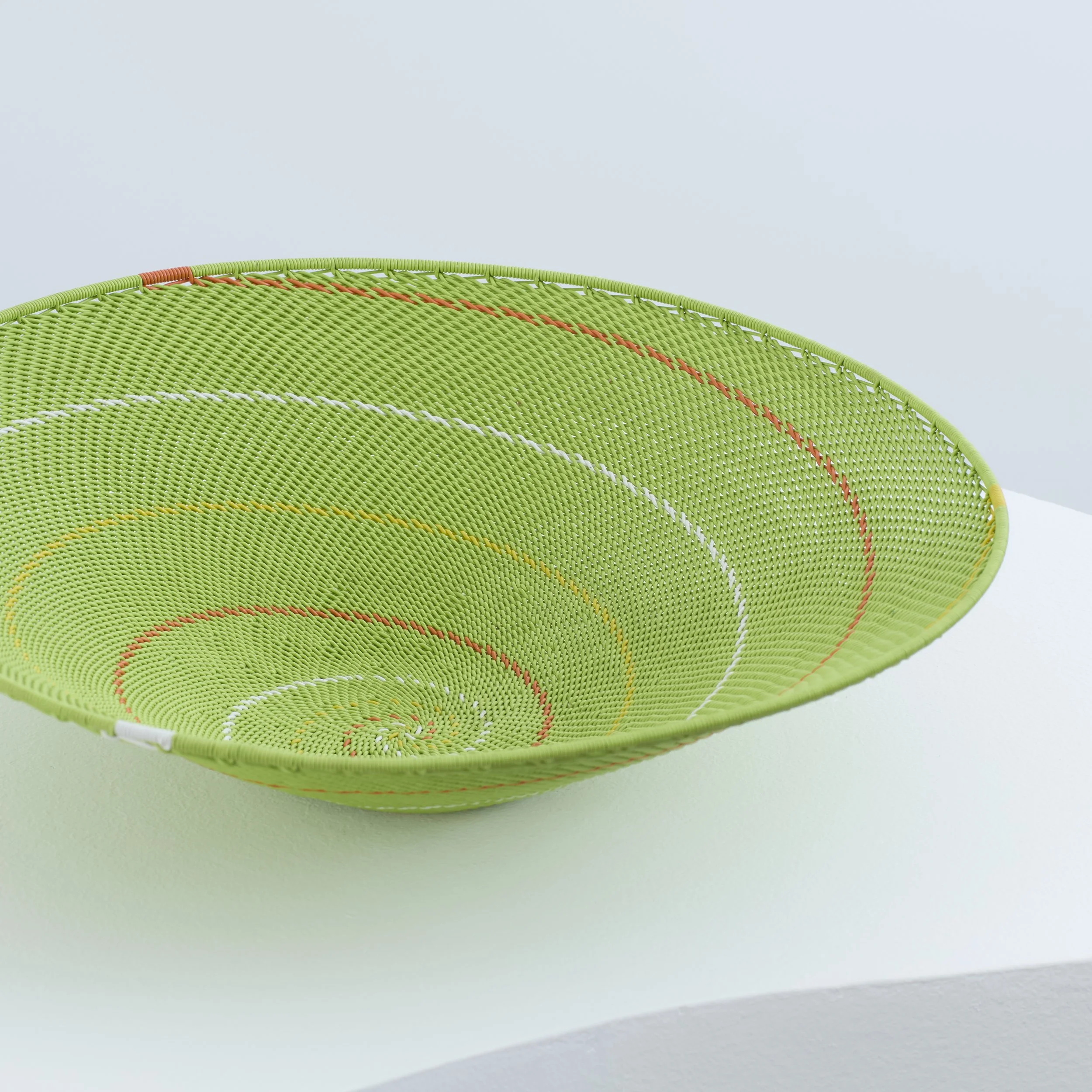 BOWL046-C.jpg