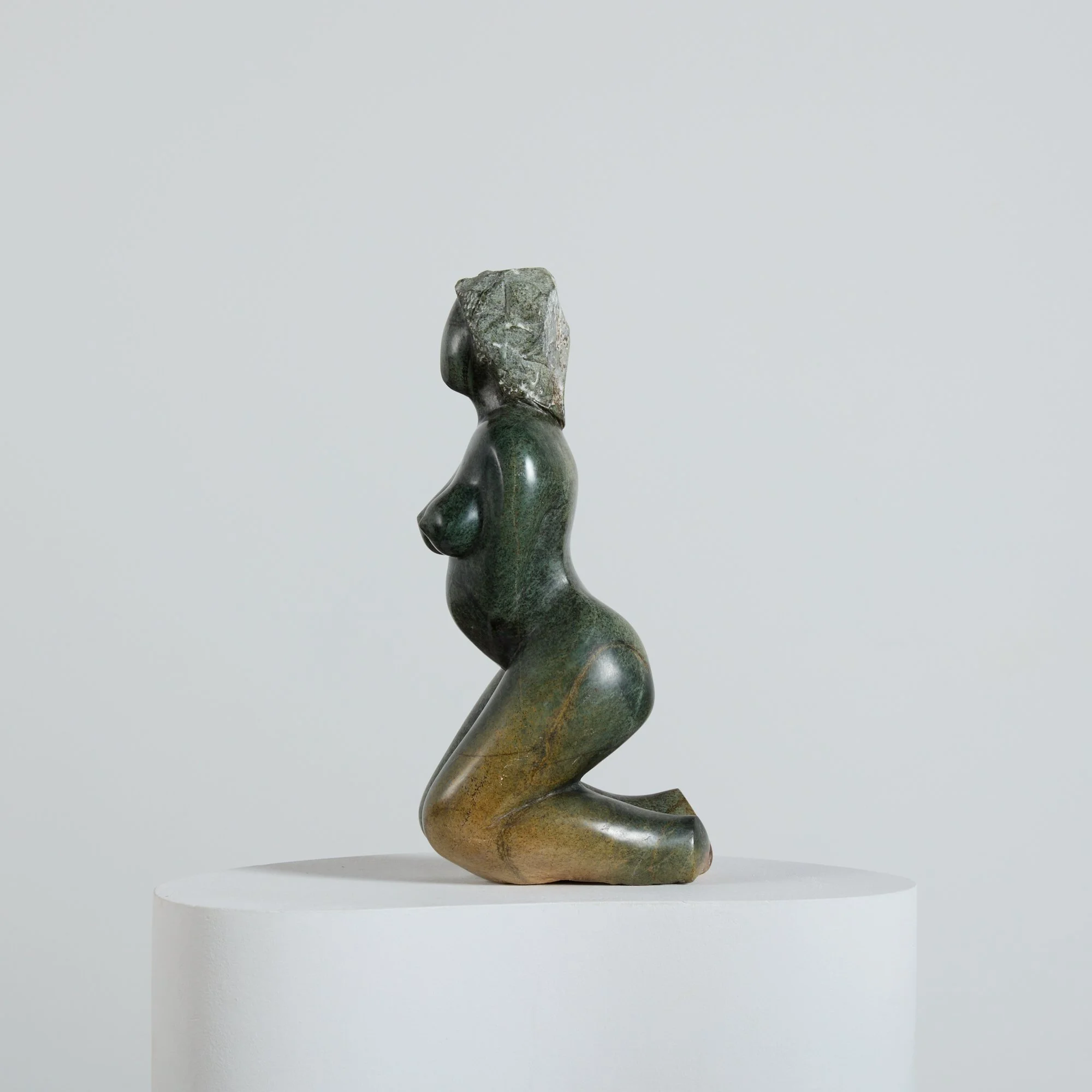 FIG027-02.jpg