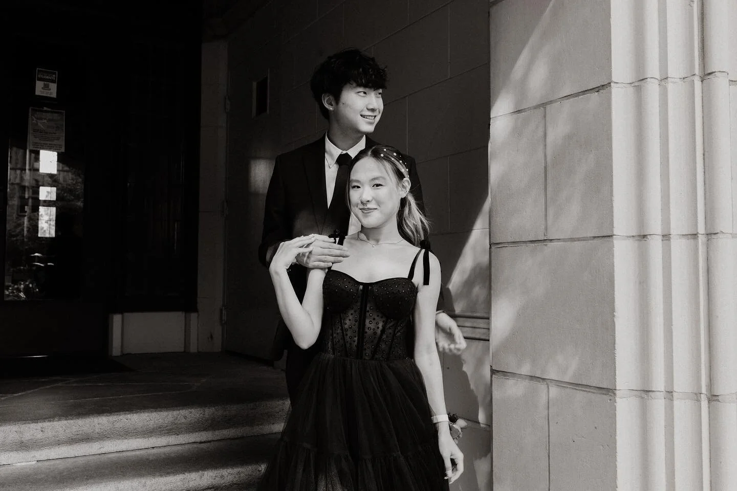 Back in black (and white) 🖤🤍
.
.
.
.
.
.
.
.
.
.
#shannoncoenphoto 
#atlantaphotographer 
#portraitphotographer 
#gaphotographer 
#georgiaphotographer
#georgiaportraitphotographer 
#portraitmood 
#atlantaportraitphotographer 
#shootaesthetics
#mood