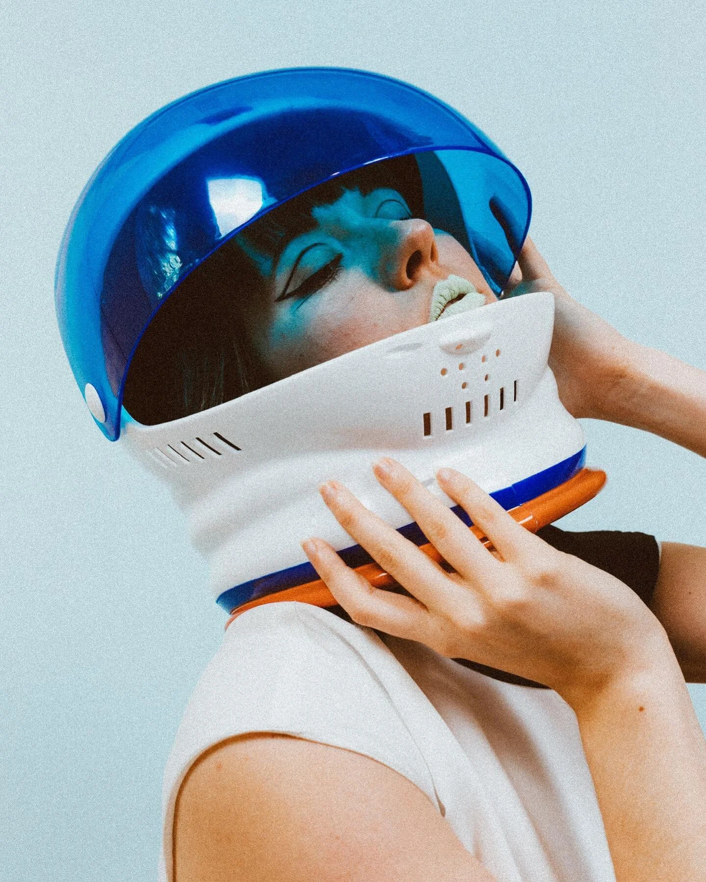 We should reanimate Nikola Tesla just so that he can personally murder Elon Musk himself ⚡️
.
.
.
.
.
.
.
.
.
.
#shannoncoenphoto 
#atlantaphotographer 
#portraitphotographer 
#gaphotographer 
#georgiaphotographer
#georgiaportraitphotographer 
#portr