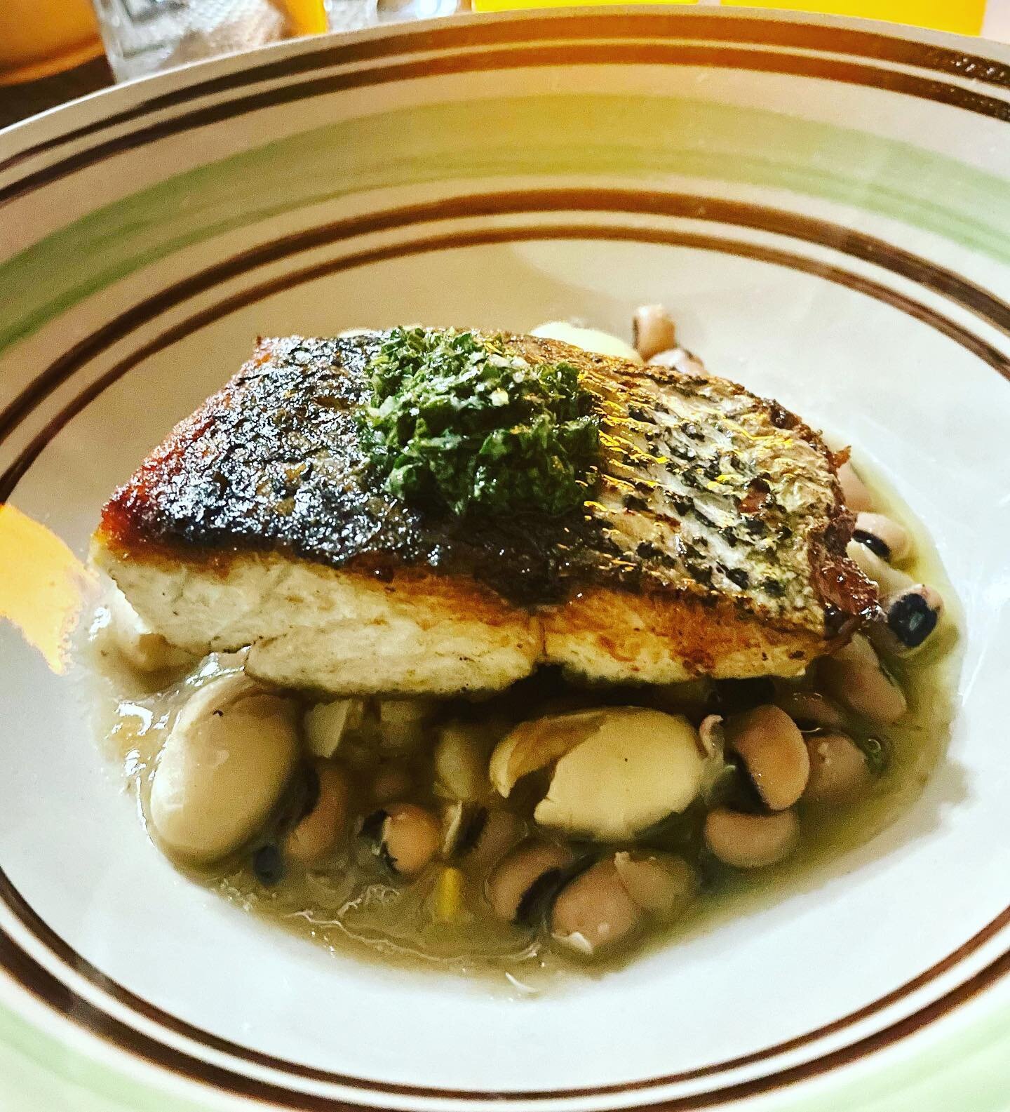 The Pan Seared Local Catch with Smokey Braised Beans and Salsa Verde is 🔥🔥🔥

 Tables are still available for Sunday dinner-reservations are recommended, but we will take walk ins. See you on the patio! ❤️🇻🇨✌🏽

📸: @outsidepaddle