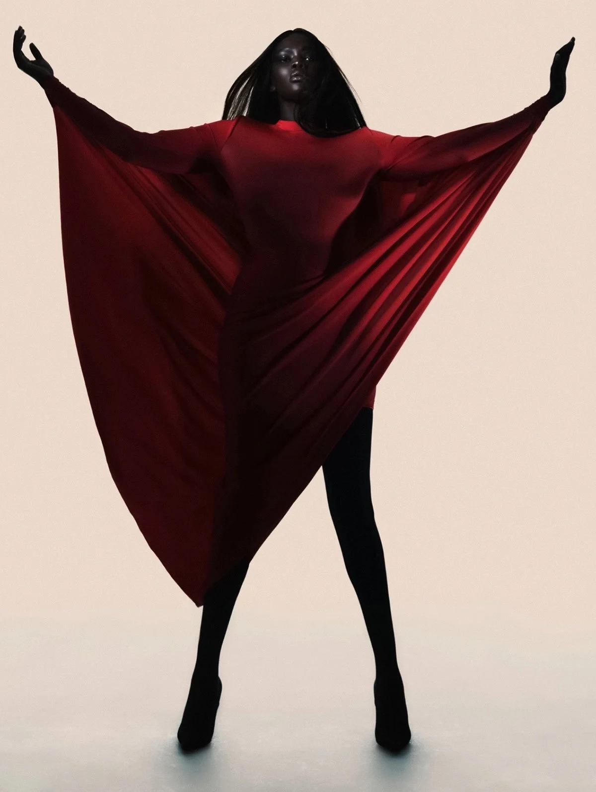 How-Soon-Is-Now-by-Meinke-Klein-for-Elle-UK-September-2022-19 copy.jpg