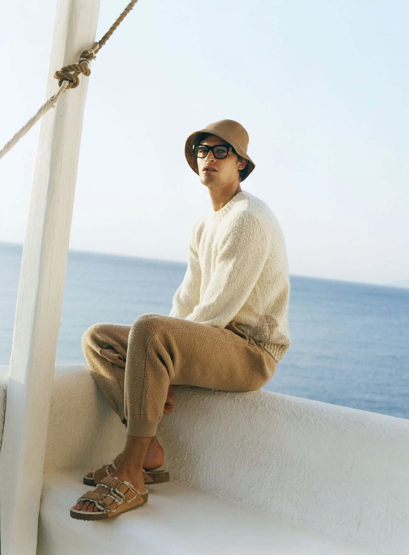 2348_JHK_TELEGRAPH_LUXURY_01_F2.jpg