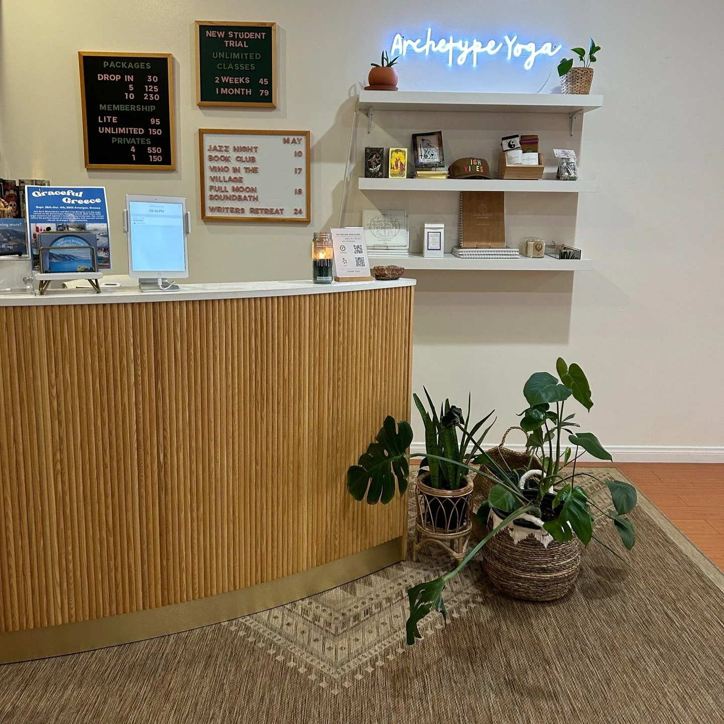 ✨ Welcome to Archetype Yoga 
A unique studio in the heart of historic Pasadena, California.&nbsp;

Our schedule offers a full spectrum of class types to explore for beginners through advanced practitioners.&nbsp;

🍃 Grow, ground, stretch, reset, and