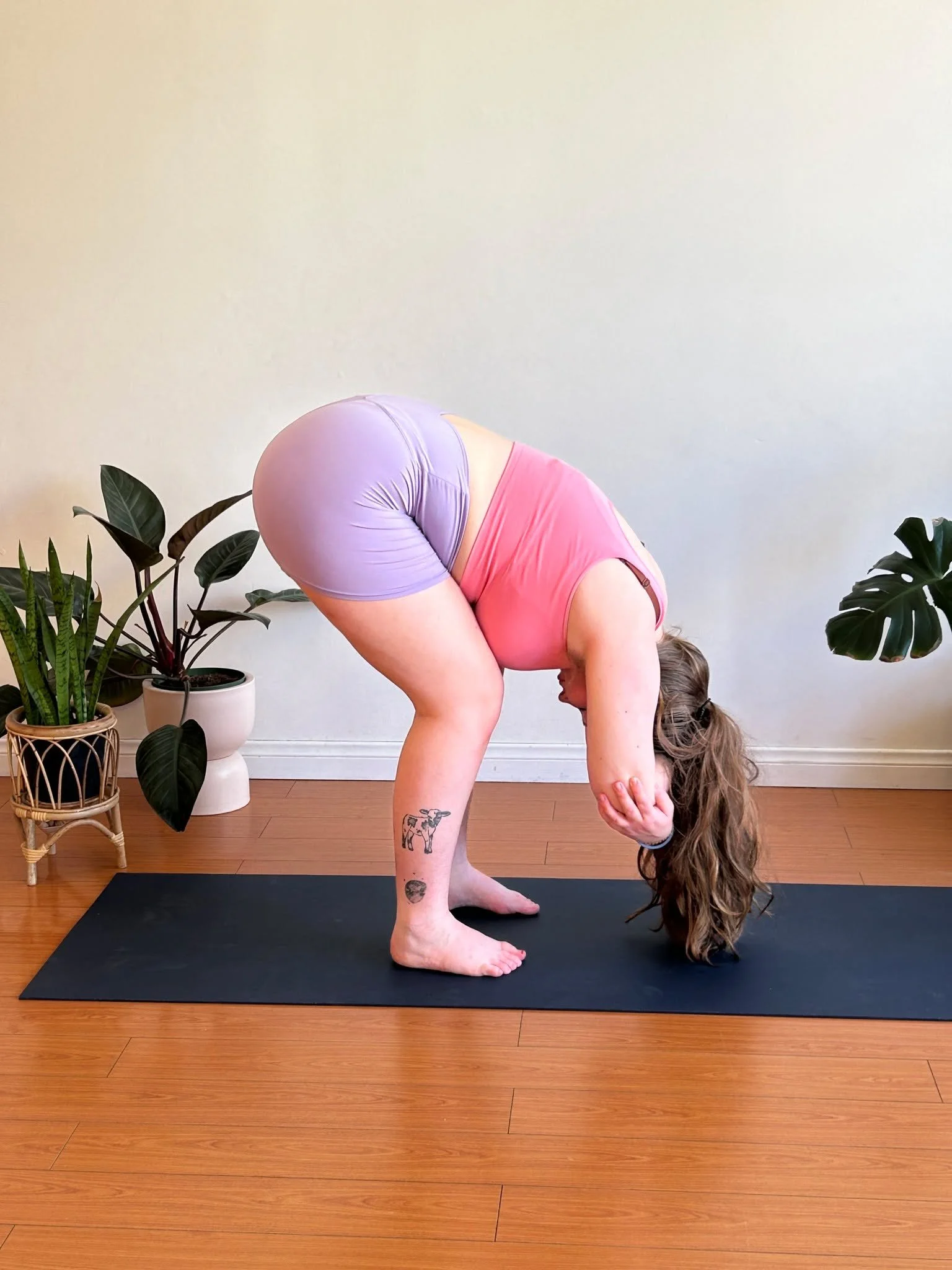 ✨ We're open this weekend! Will we see you on the mat?

🫁 Friday 6:00pm Restorative, 7:30pm Soundbath
🌀 Sat 10:00am Katonah, 11:30am Flow
🌿 Sun 9:30am Slow Flow, 11:00am Soundbath, 12:00pm Restorative

#soundbathpasadena 
#losangelesyoga 
#pasaden