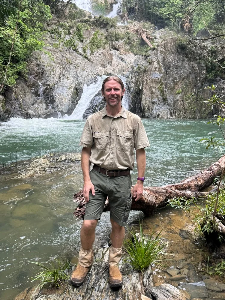 Allister Lorden Tour Guide