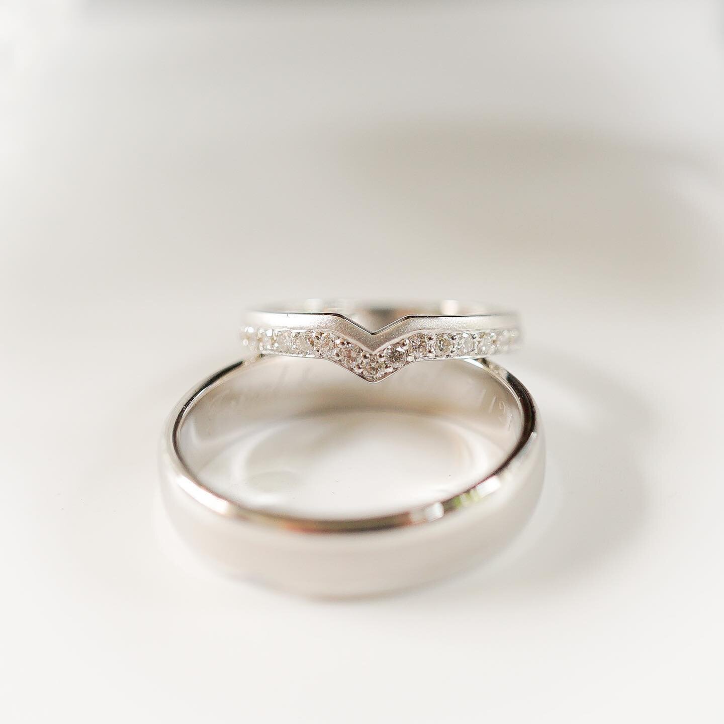 Custom pair of wedding rings for the sweetest @mfthuljannah &amp; husband 💍